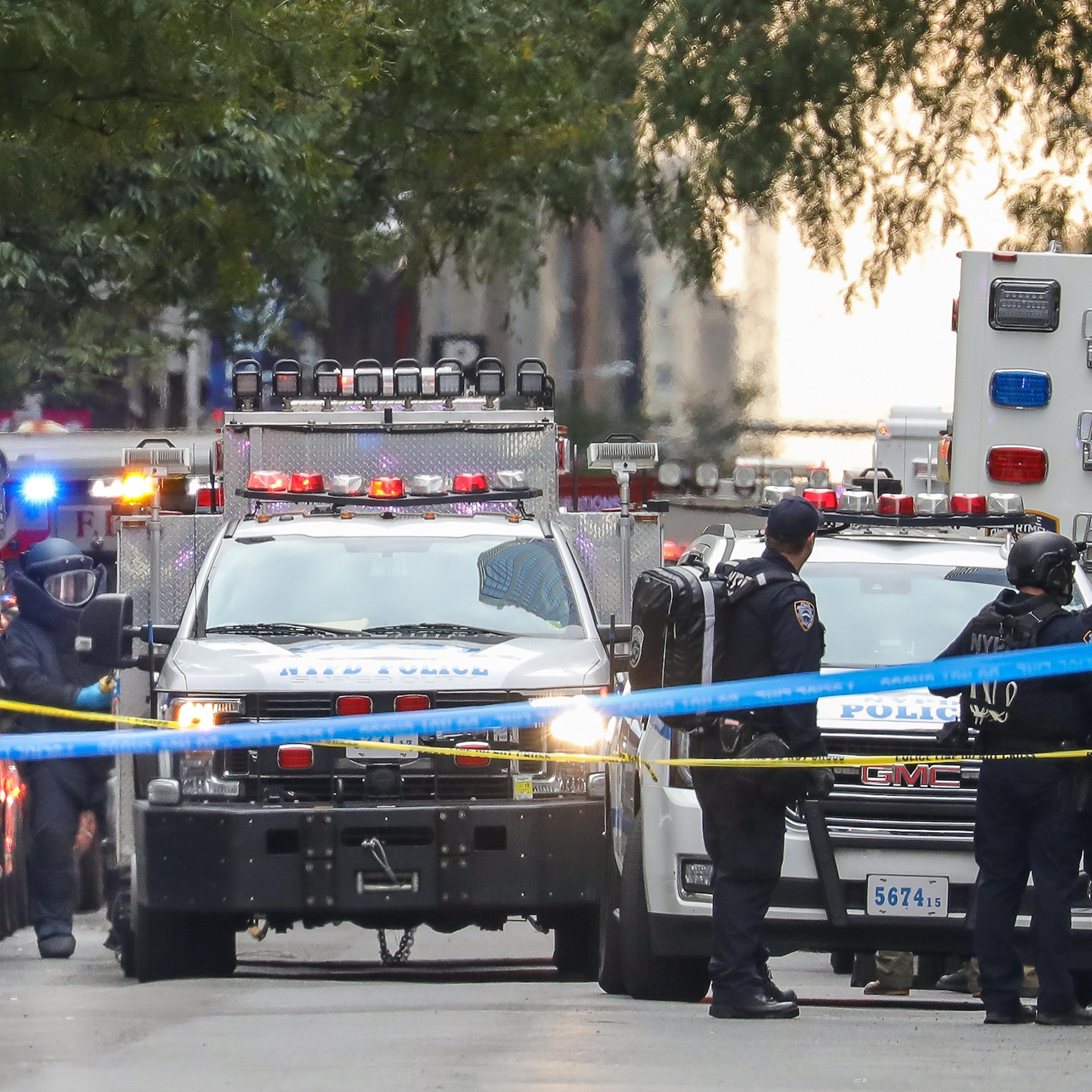 12th Suspicious Package Intercepted At NYC Post Office Addressed To James Clapper And CNN