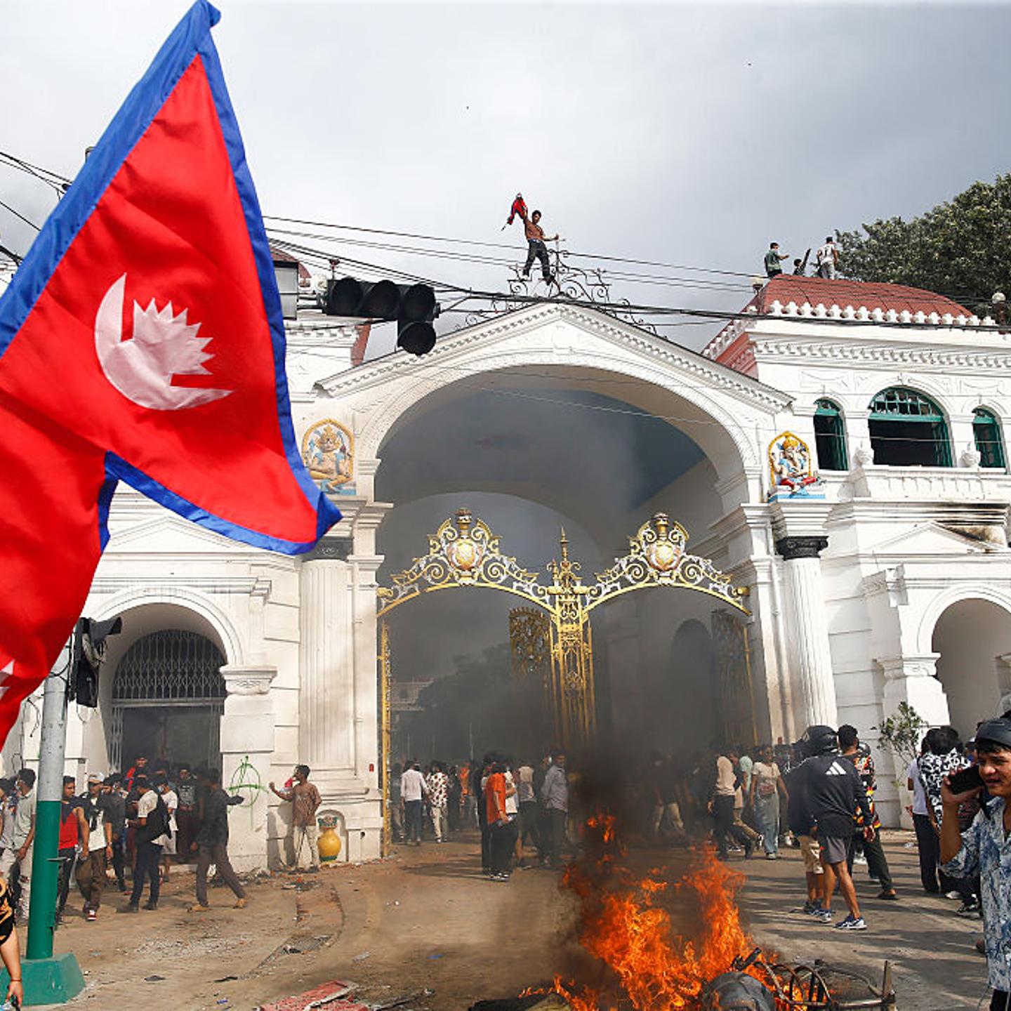Protesters capture Singha Durbar, which housed the office of