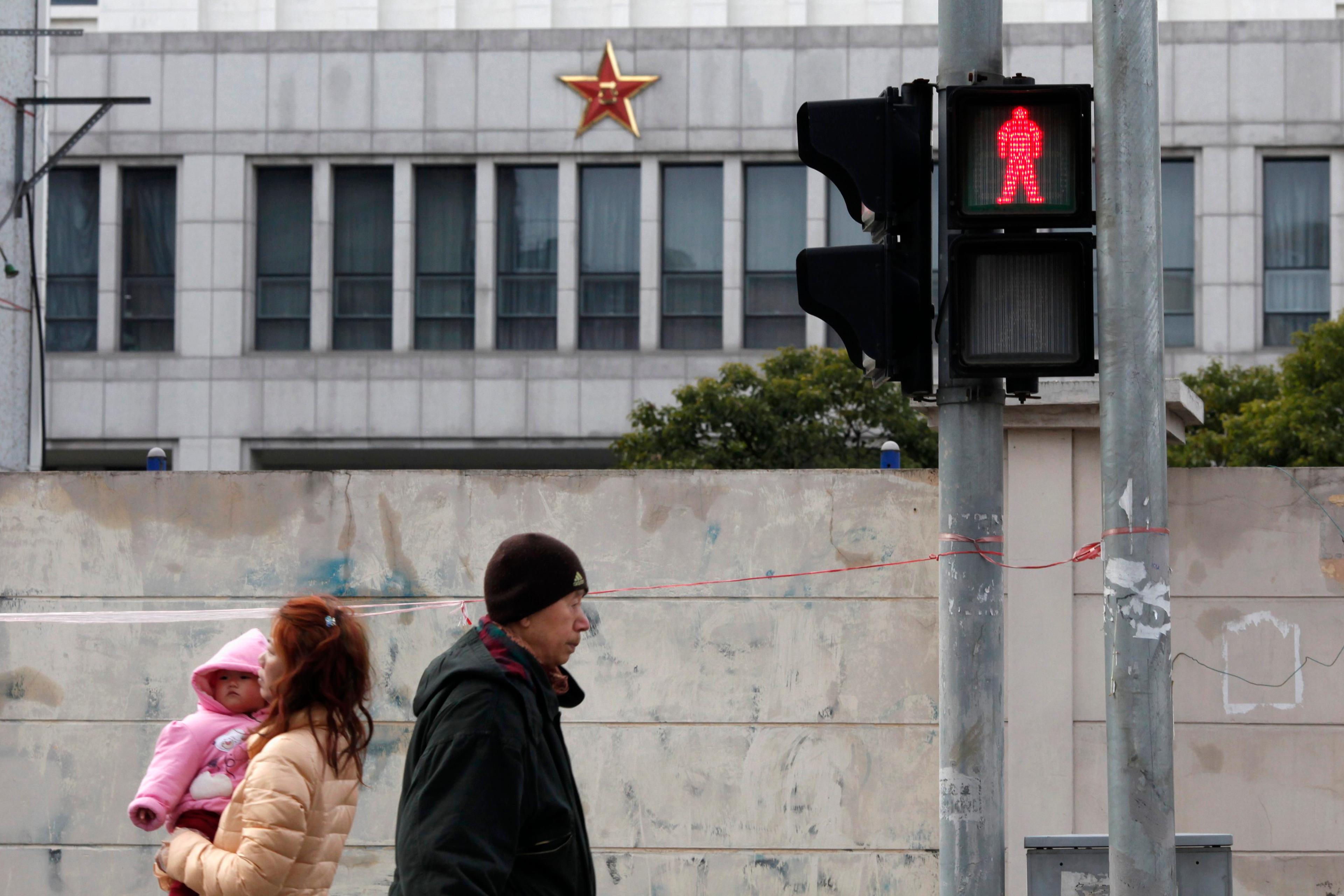 Unit 61398 Hacking: China and U.S. Exchange Accusations over Cyberwarfare