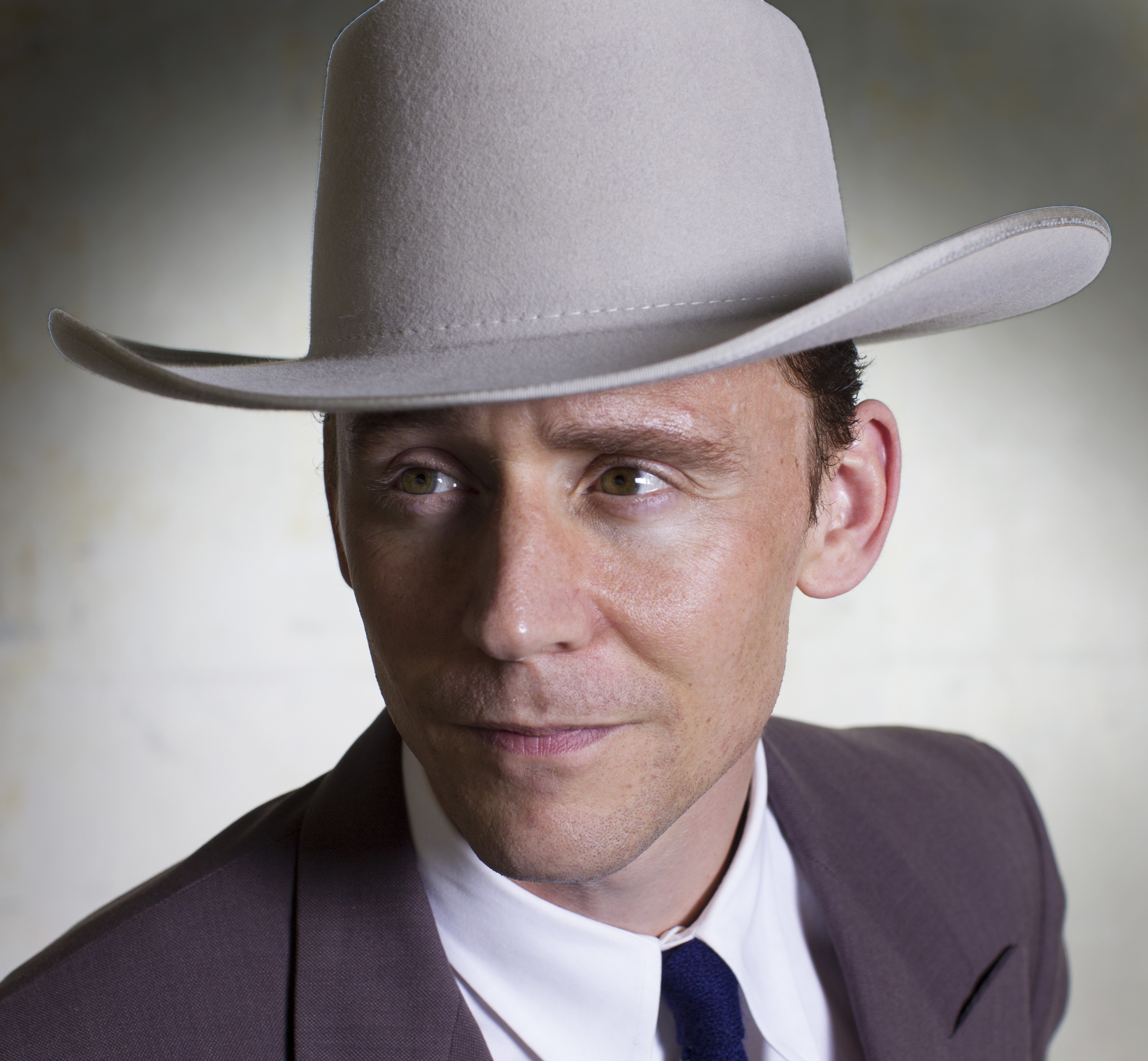 Tom Hiddleston hank williams