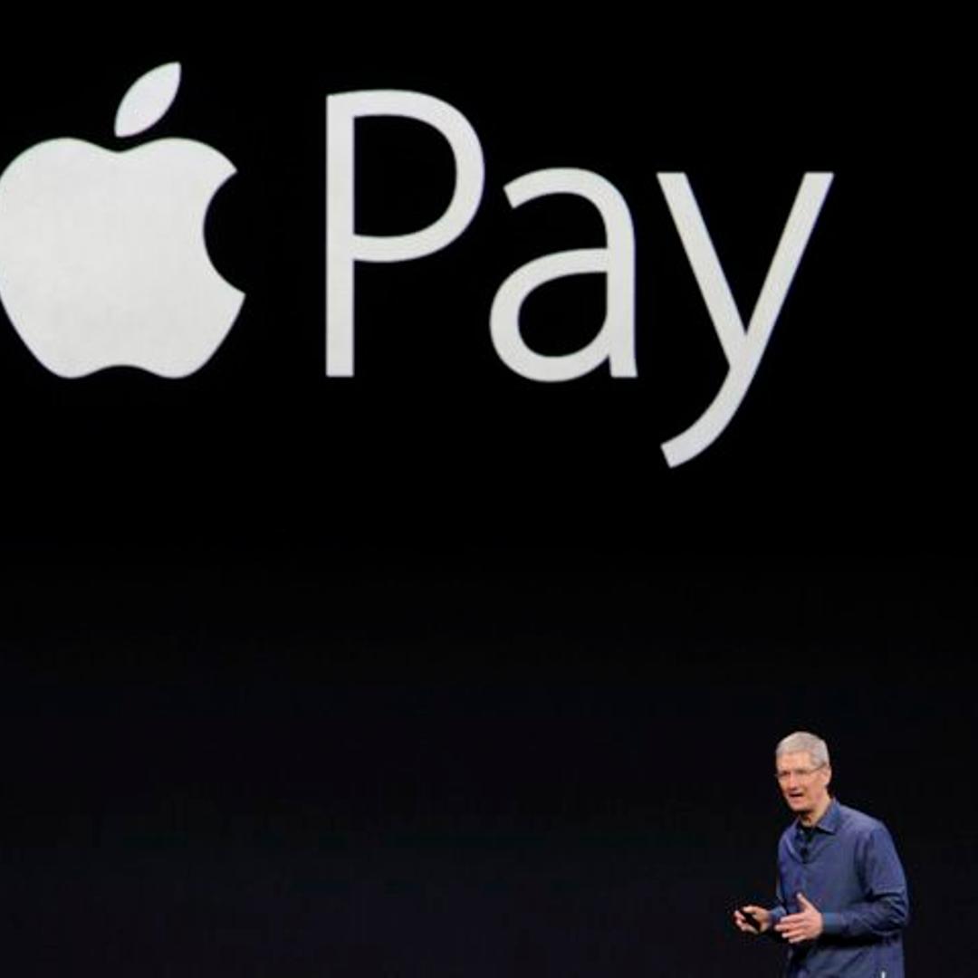 Apple Inc. Reveals Bigger-Screen iPhones Alongside Wearables
