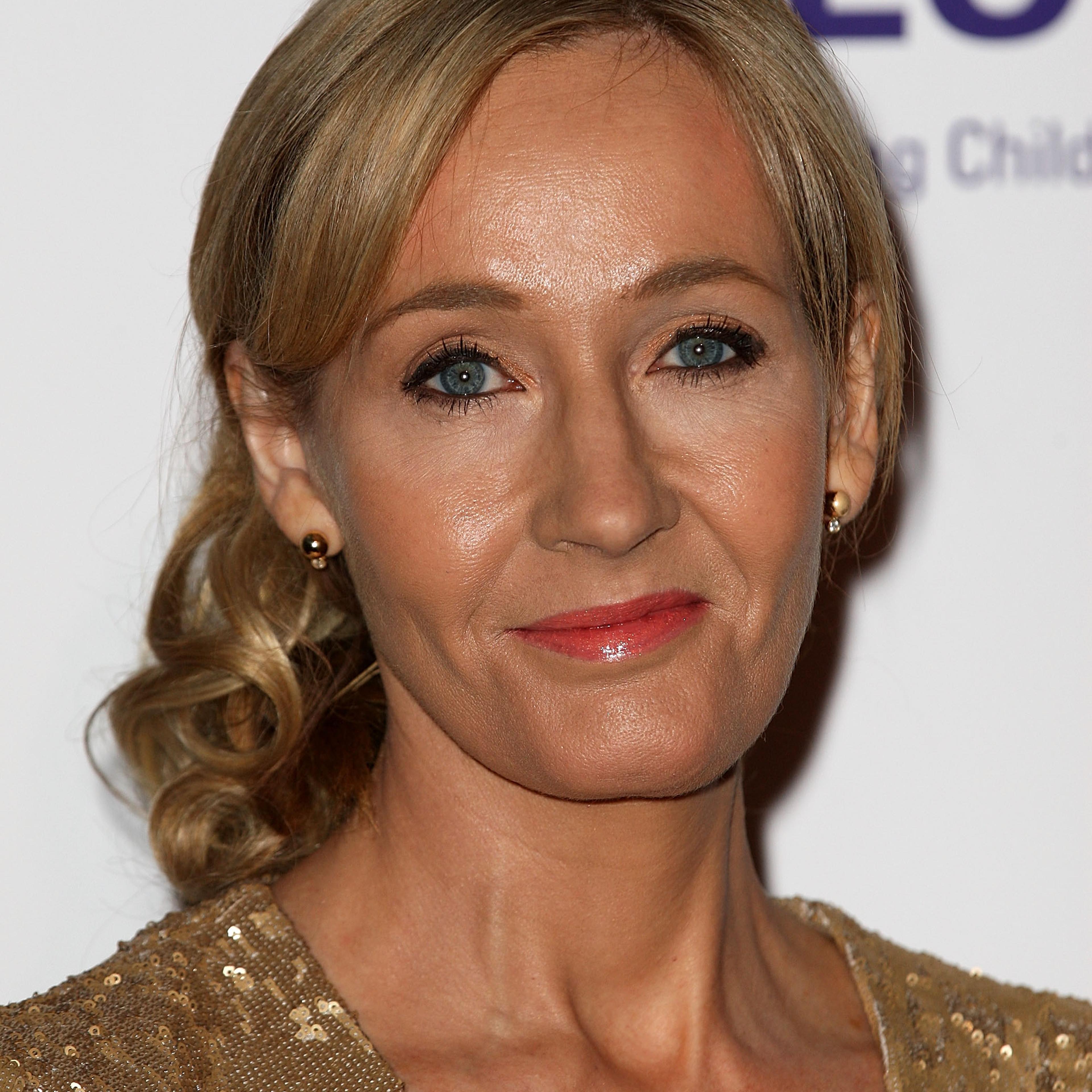 JK Rowling Hosts Fundraising Event For Charity 'Lumos'