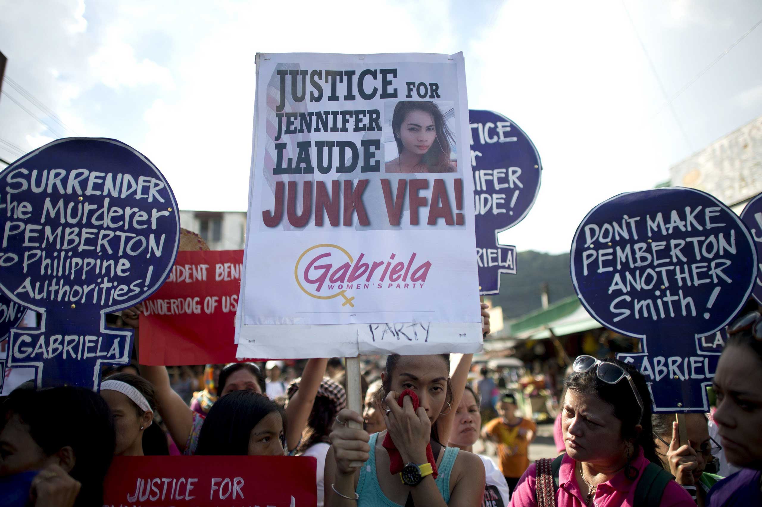 Marine Suspected of Transgender Murder Moved to Philippine Custody