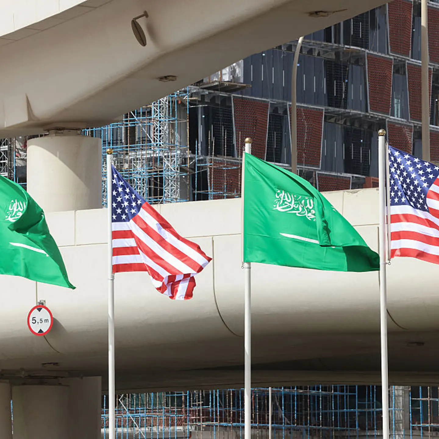SAUDI-US-MIDEAST-DIPLOMACY-FLAGS