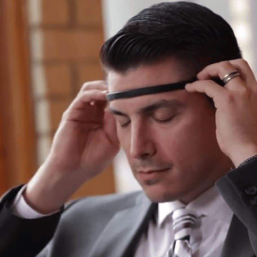 Mind-reading device to reduce stress