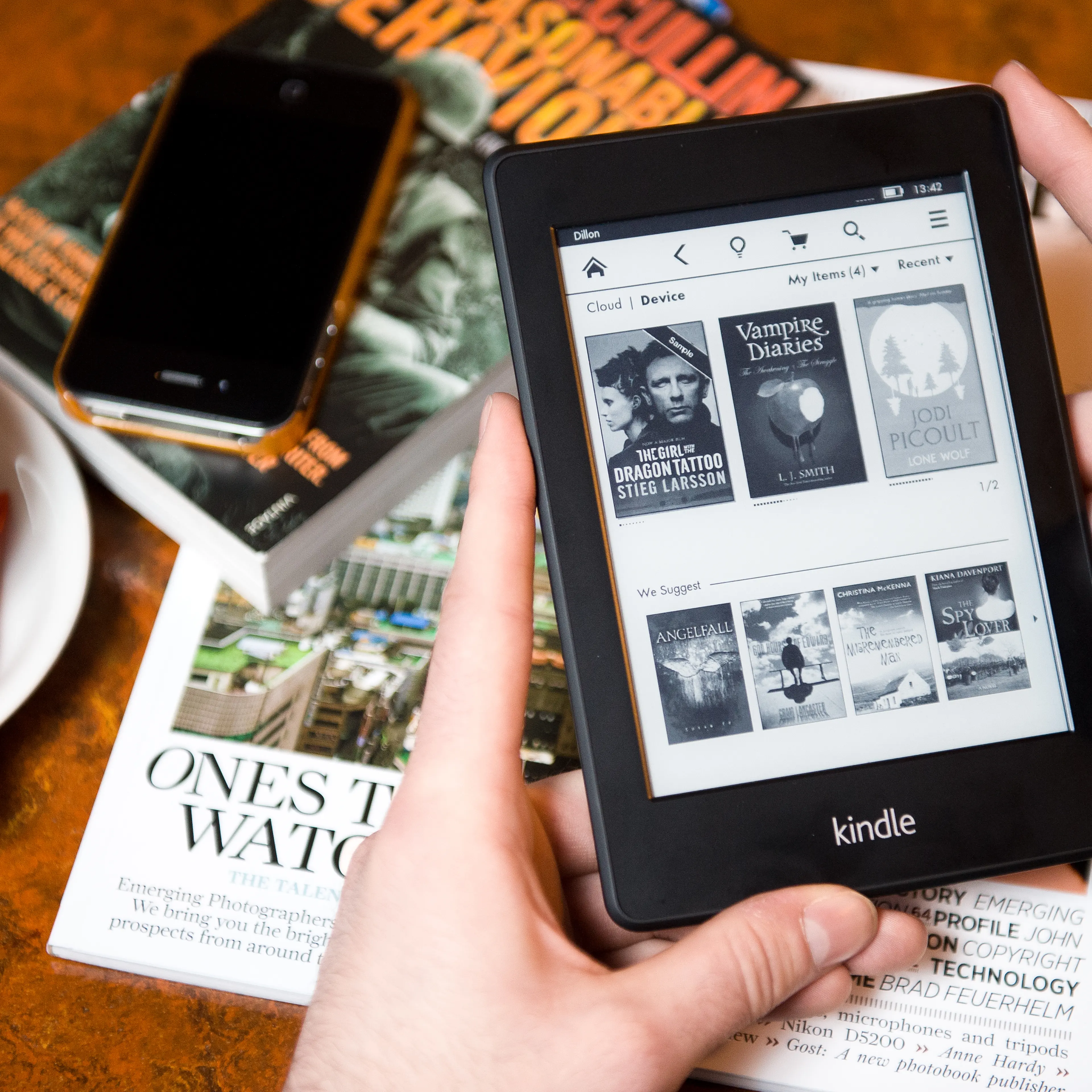 iPad, iPhone And Kindle Location Shoot - London