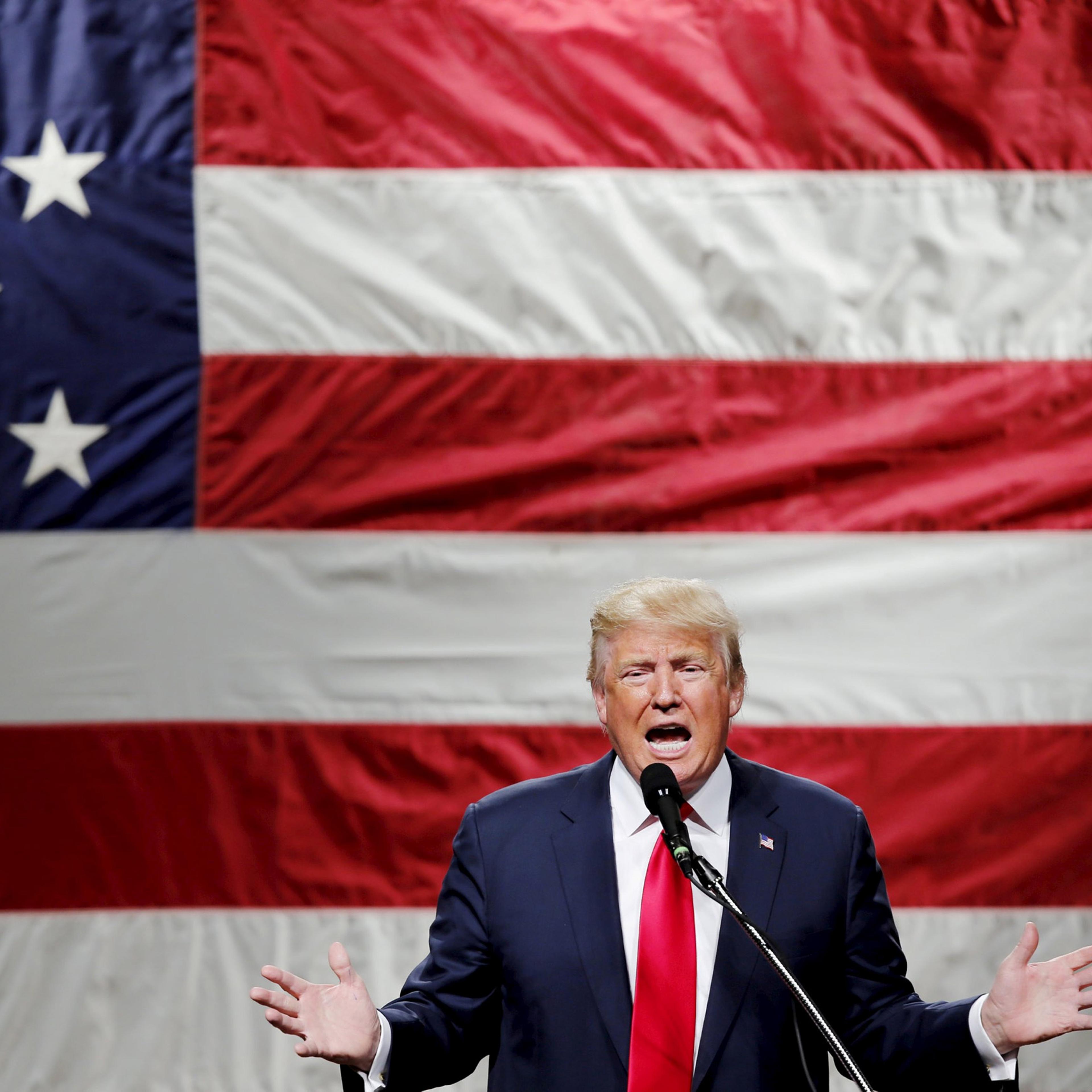 U.S. Republican presidential candidate Donald Trump speaks to supporters during a campaign rally at Mid-Hudson Civic Center in Poughkeepsie, New York, U.S. April 17, 2016. REUTERS/Eduardo Munoz/File Photo - RTX2C1VP