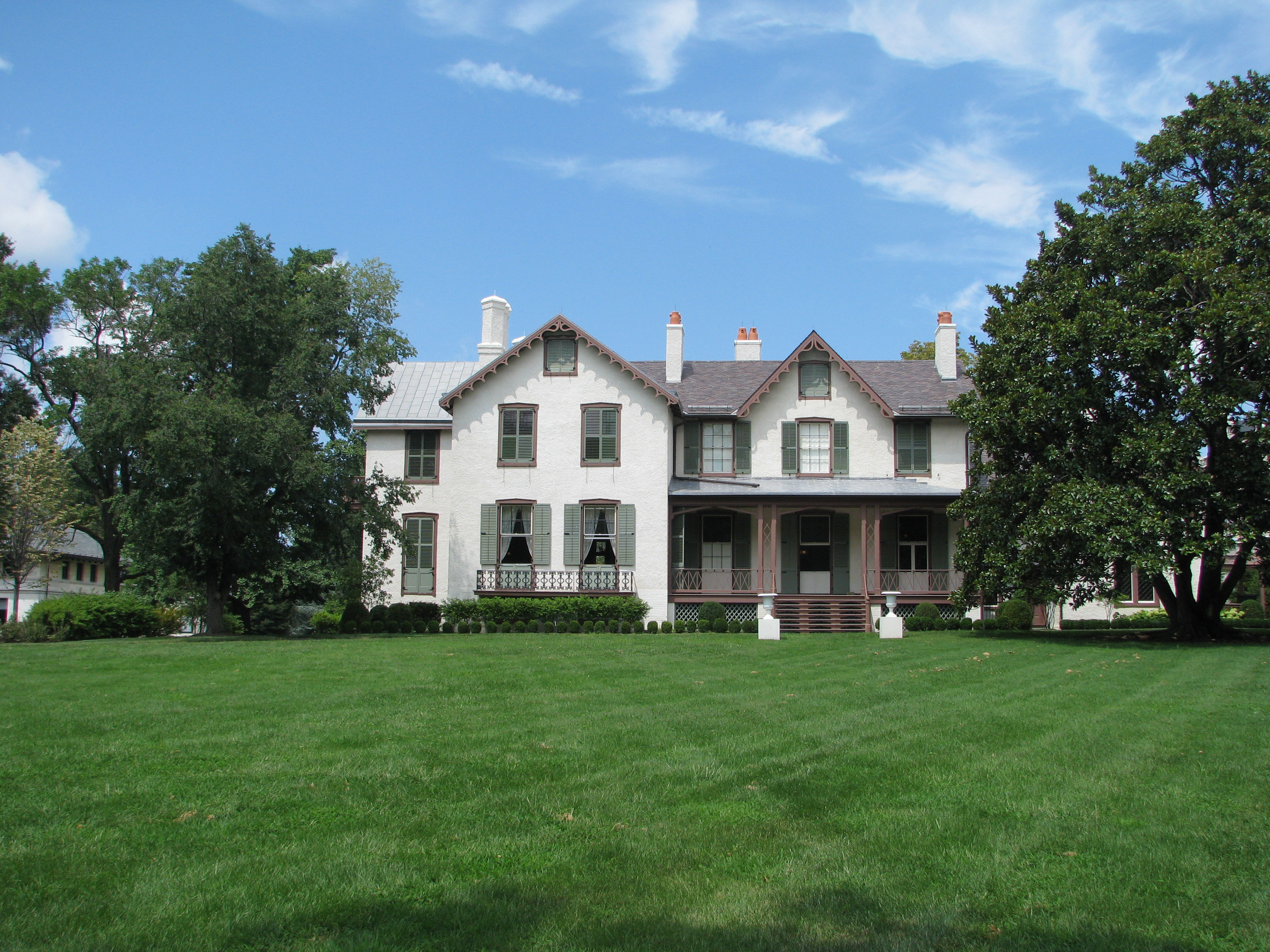 The south lawn of Lincoln's Cottage.