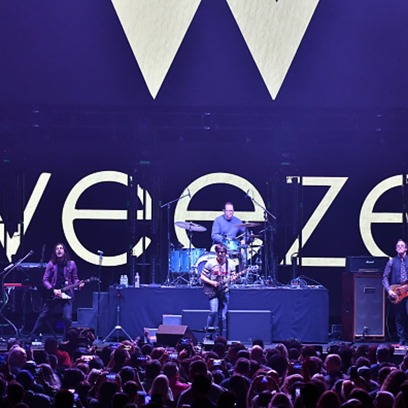 (L-R) Musicians Brian Bell, Patrick Wilson, Rivers Cuomo and Scott Shriner of the band Weezer perform onstage during the iHeartRadio ALTer Ego Show at The Forum on January 19, 2019 in Inglewood, California.