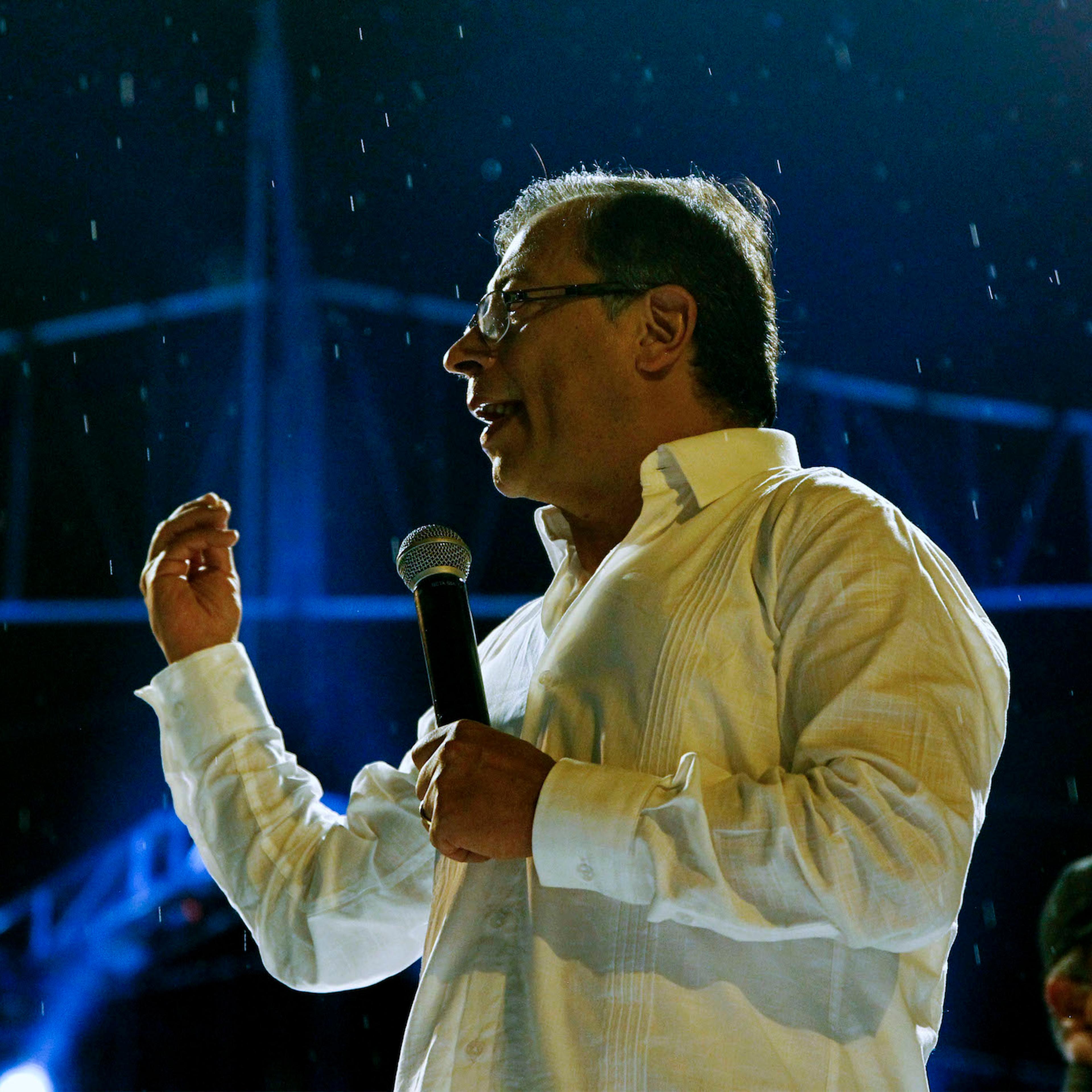 Colombian Senator and opposition leader Gustavo Petro delivers a speech during a campaign rally as a presidential pre-candidate on November 19, 2021 in Medellin, Colombia.