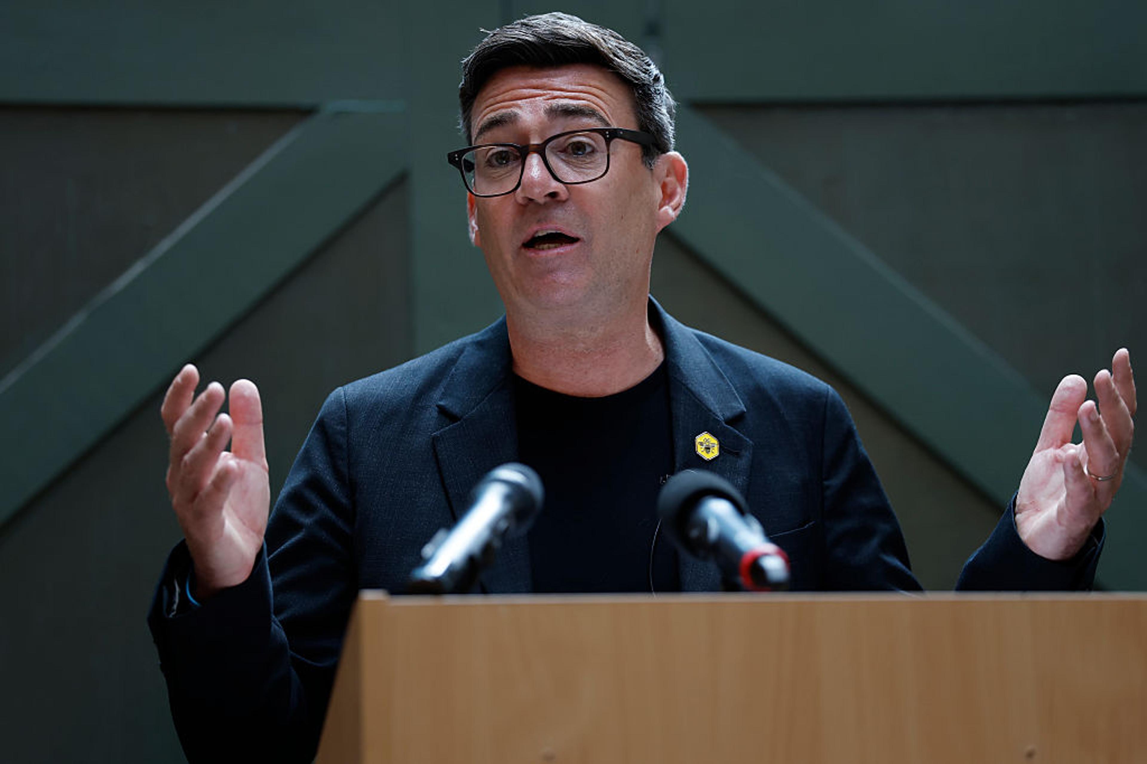 【新聞】Andy Burnham公佈政綱 多項政策或令英國倒退到50年前的境況 【新聞】Andy Burnham公佈政綱 多項政策或令英國倒退到50年前的境況