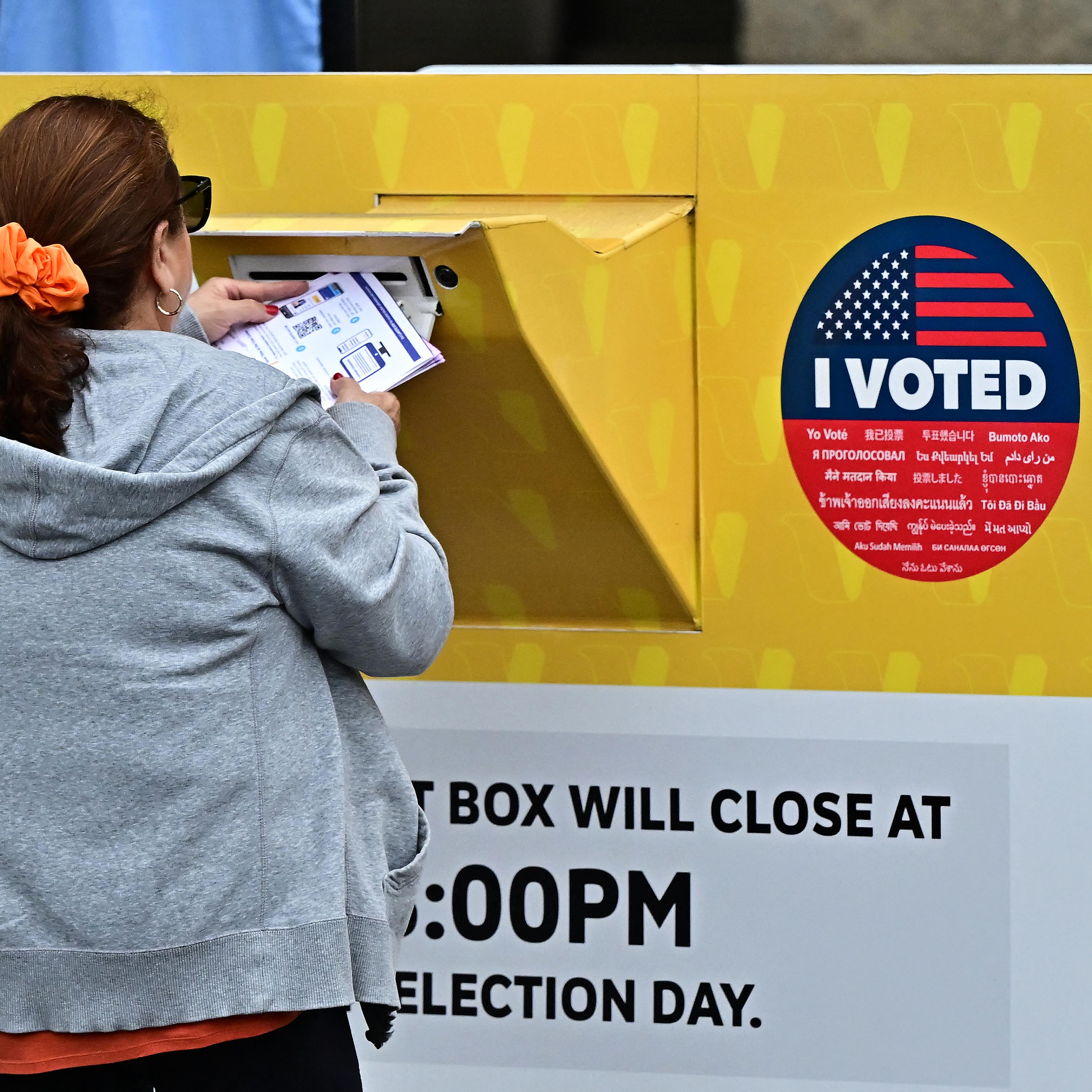 US-VOTE-POLITICS-CASLIFORNIA