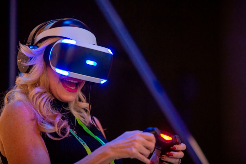 US-CES-LIFESTYLE-COMPUTERS-HEALTH-AUTOMOBILE-LEISURE
