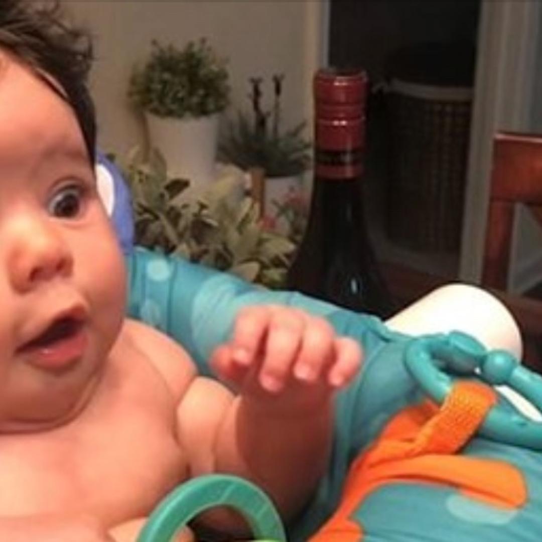 Baby has viral reaction to fan
