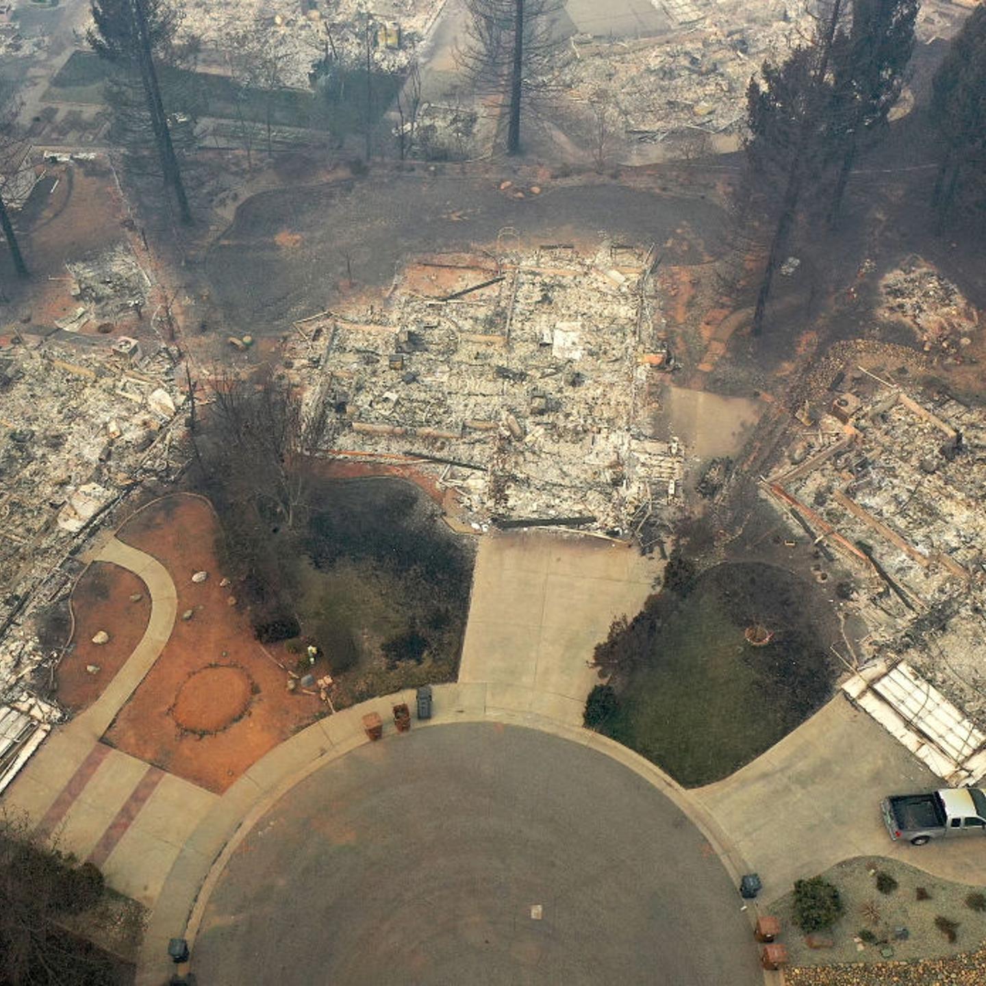 California Town Of Paradise Devastated By The Camp Fire Continues Search And Recovery Efforts