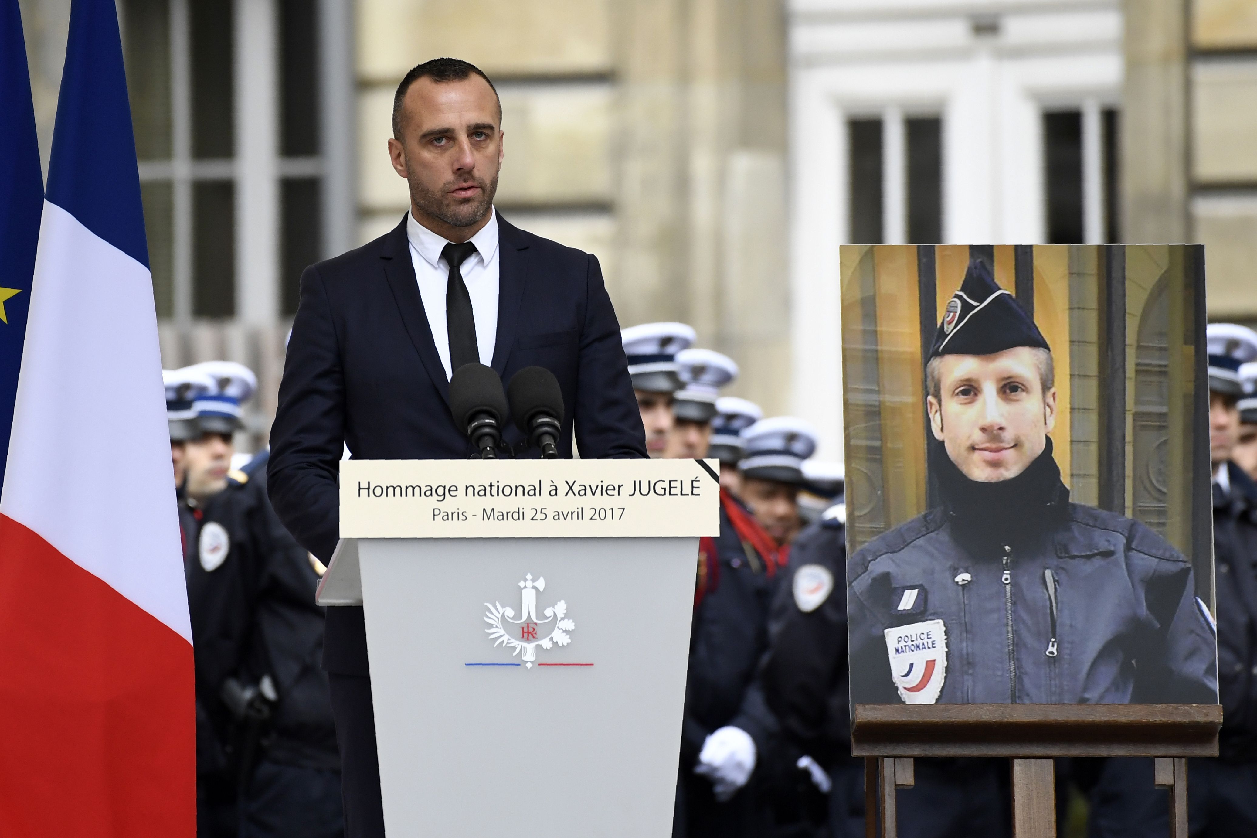 FRANCE-POLITICS-GOVERNMENT-VOTE-TERROR