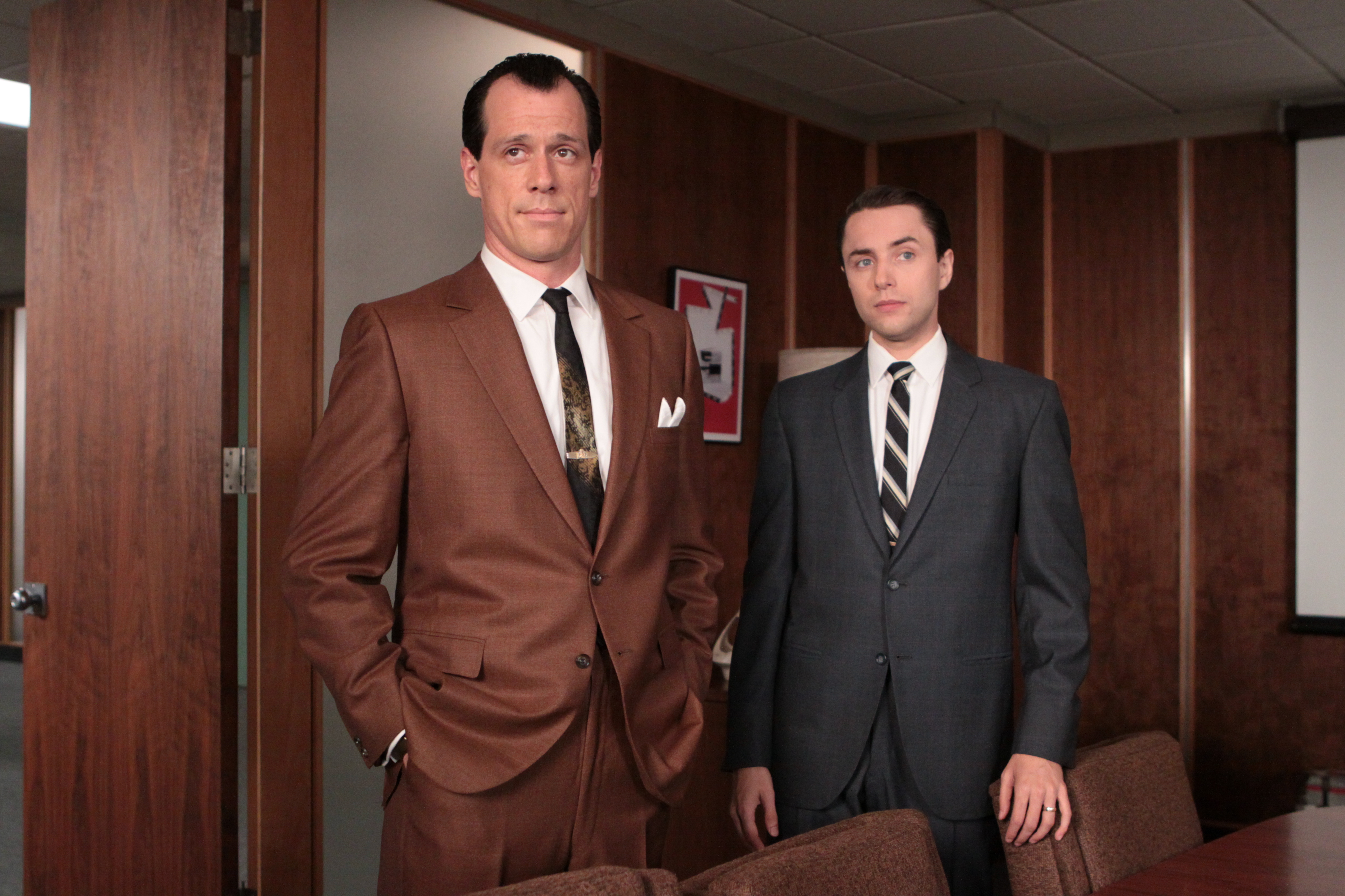 Lee Garner Jr. (Darren Pettie) and Pete Campbell (Vincent Kartheiser) - Mad Men - Season 3,  Episode 9 - Photo Credit: Carin Baer/AMC