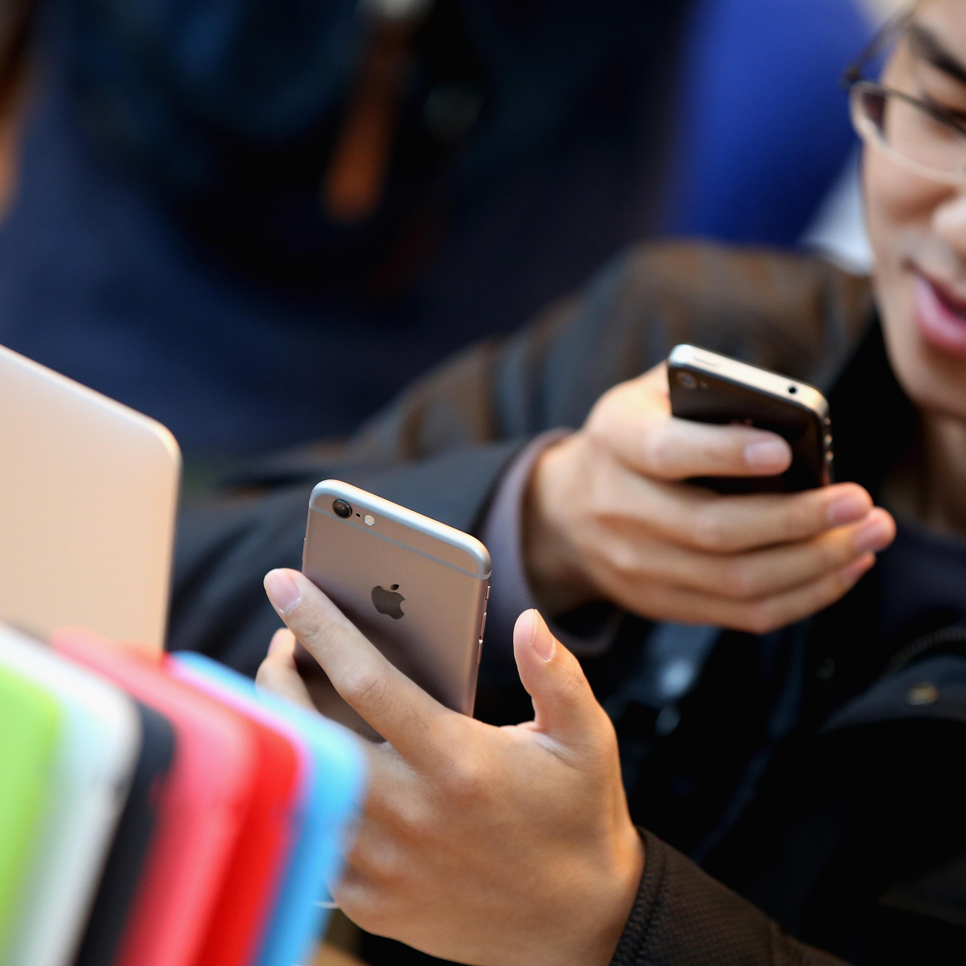 Apple Inc. Launches iPhone 6 And iPhone 6 Plus In China