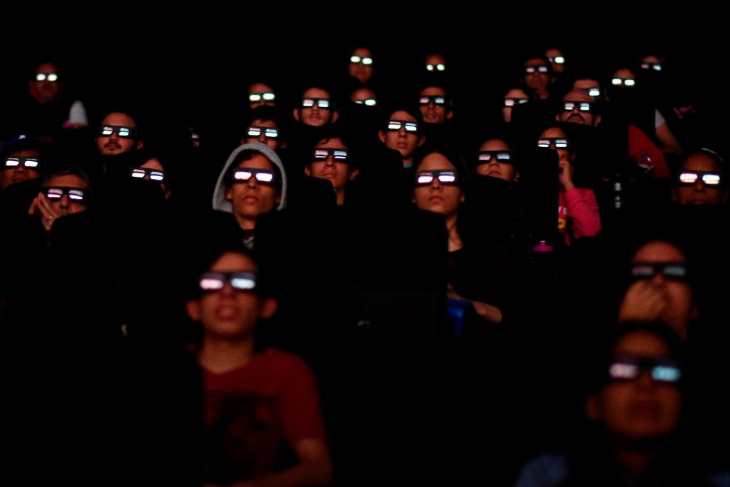 TOPSHOT-VENEZUELA-CINEMA-AVENGERS-PREMIERE