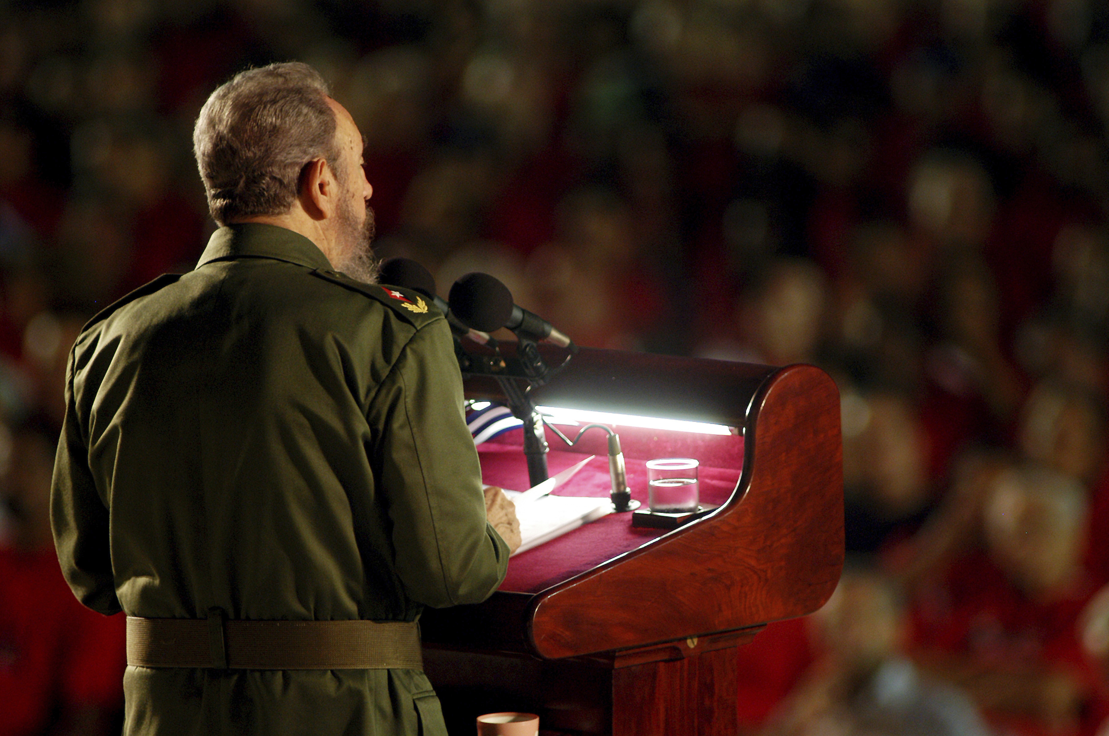 Fidel Castro Dies at 90