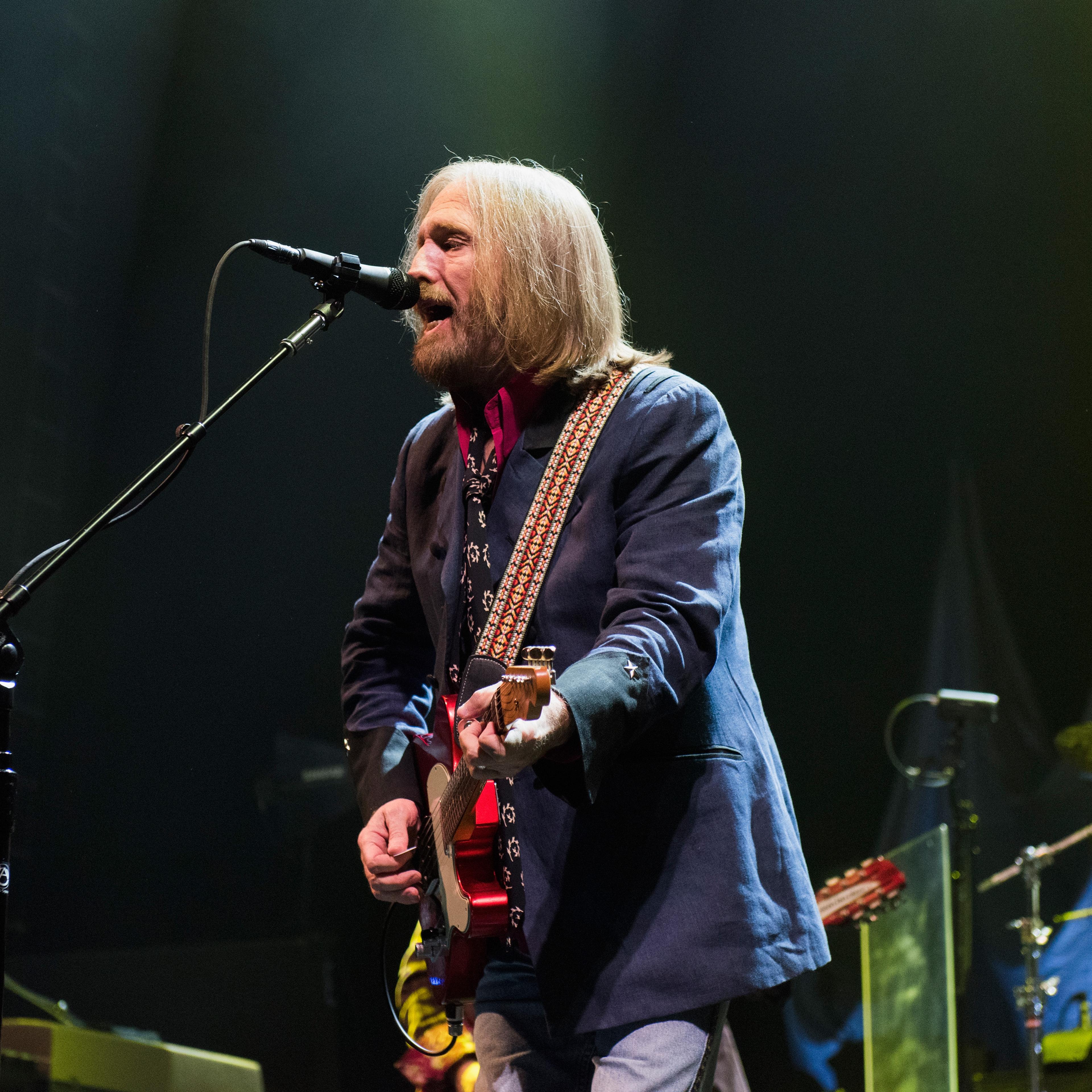 Tom Petty And The Heartbreakers Performs At The Forum