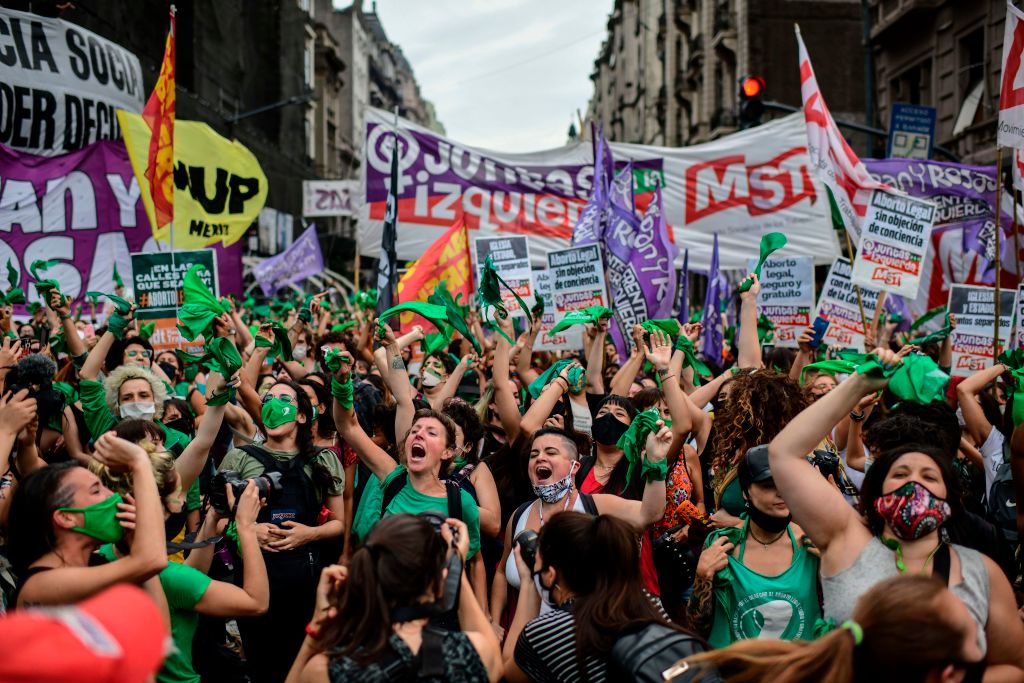 TOPSHOT-ARGENTINA-ABORTION-BILL-DEMO