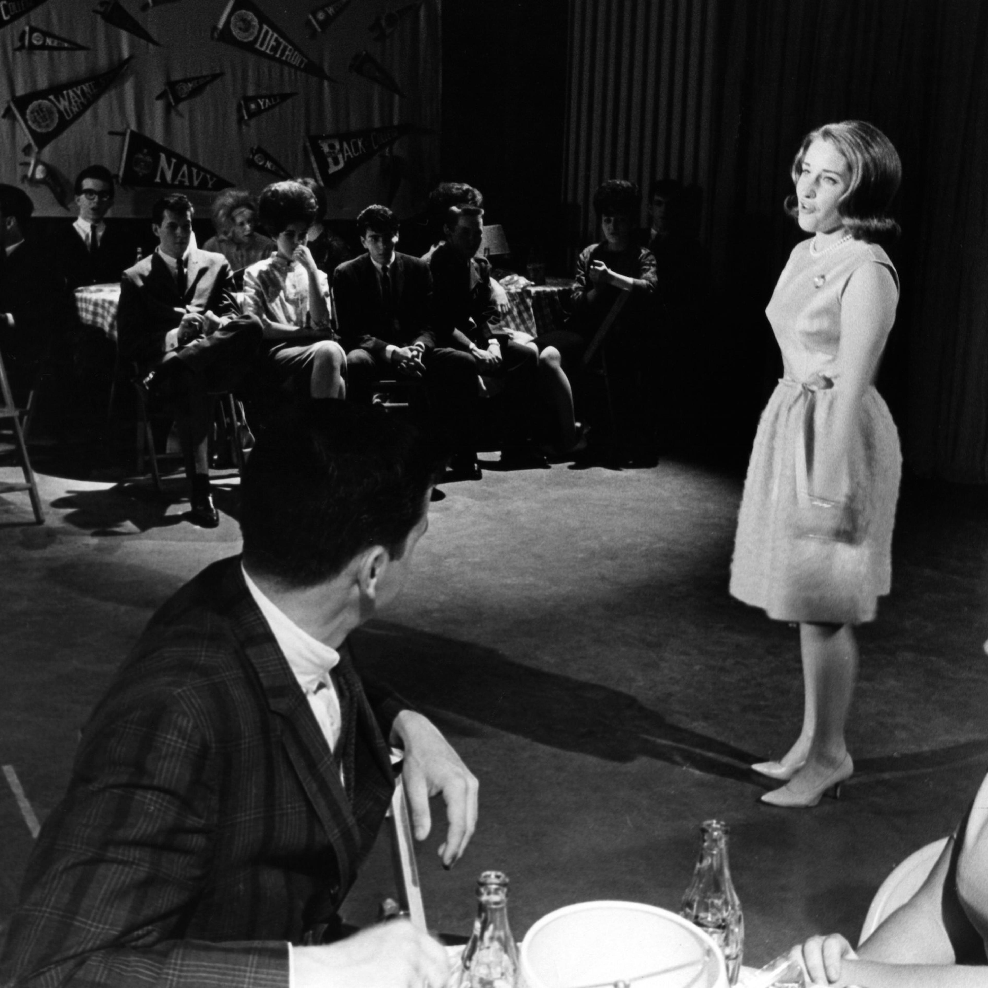 Lesley Gore Performing