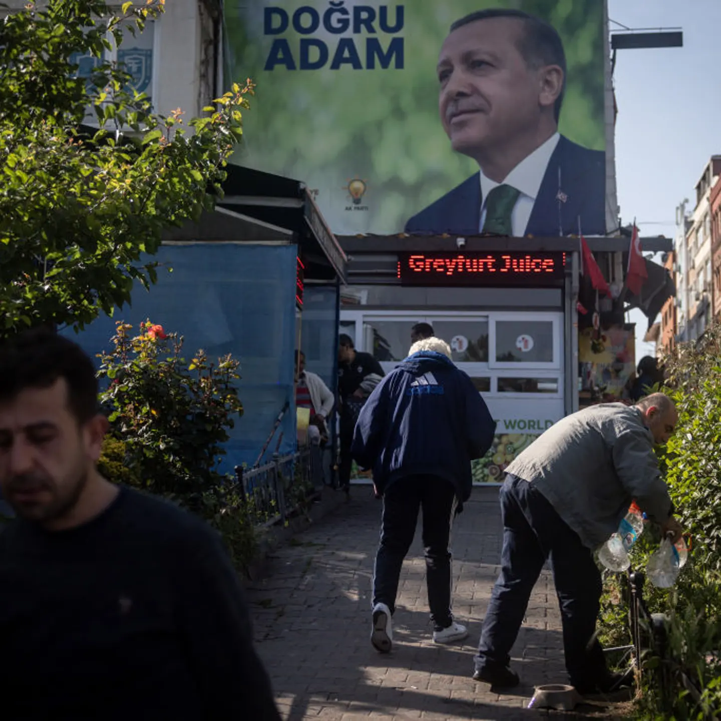 Turkey Looks Ahead To First Presidential Runoff