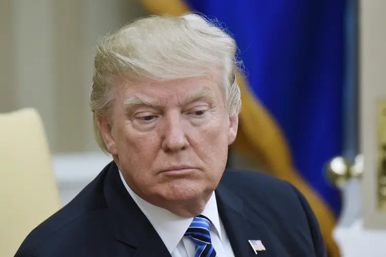 Nigerian professor, wife become US citizens after suing Trump administration Nigerian professor, wife become US citizens after suing Trump administration