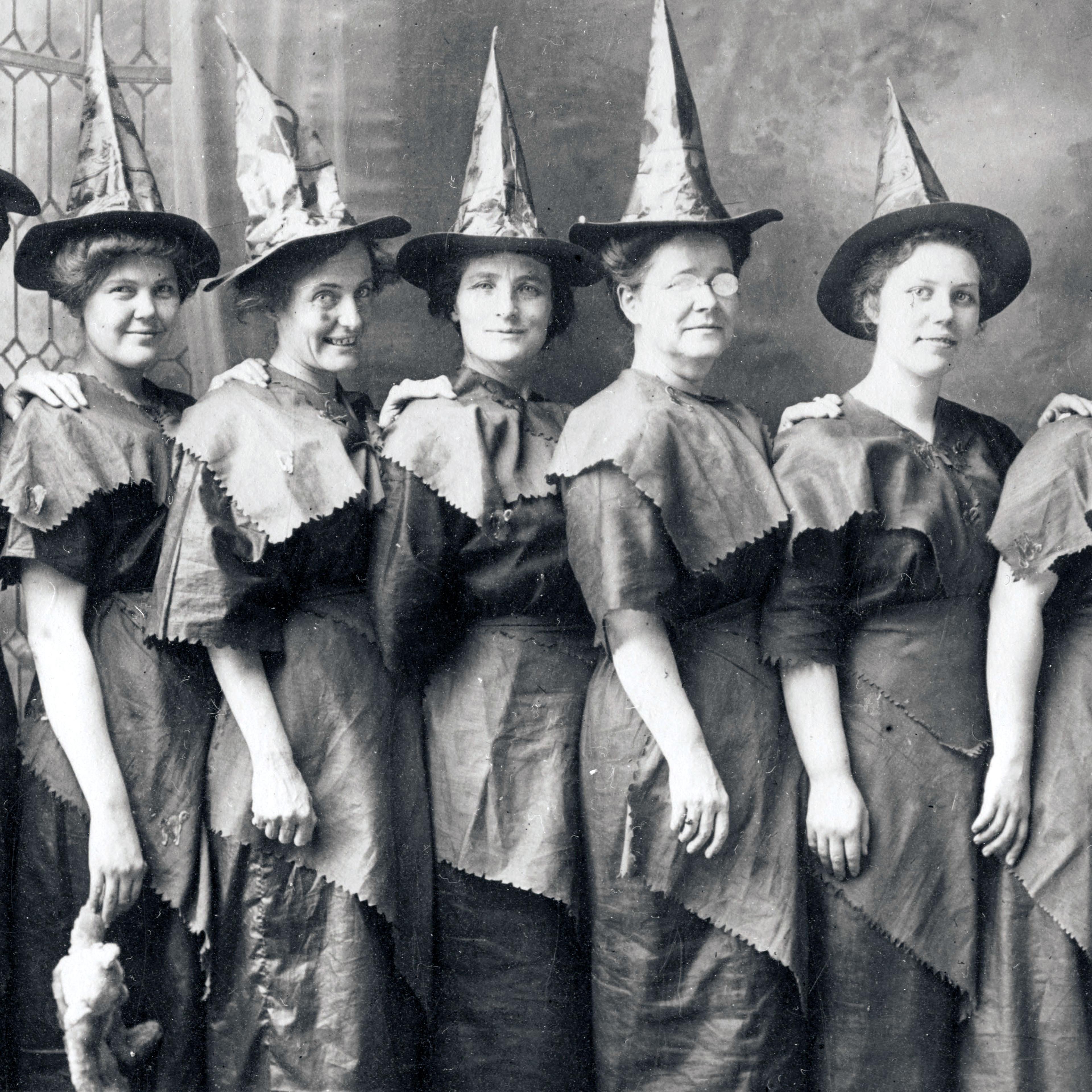 Halloween Witches Coven