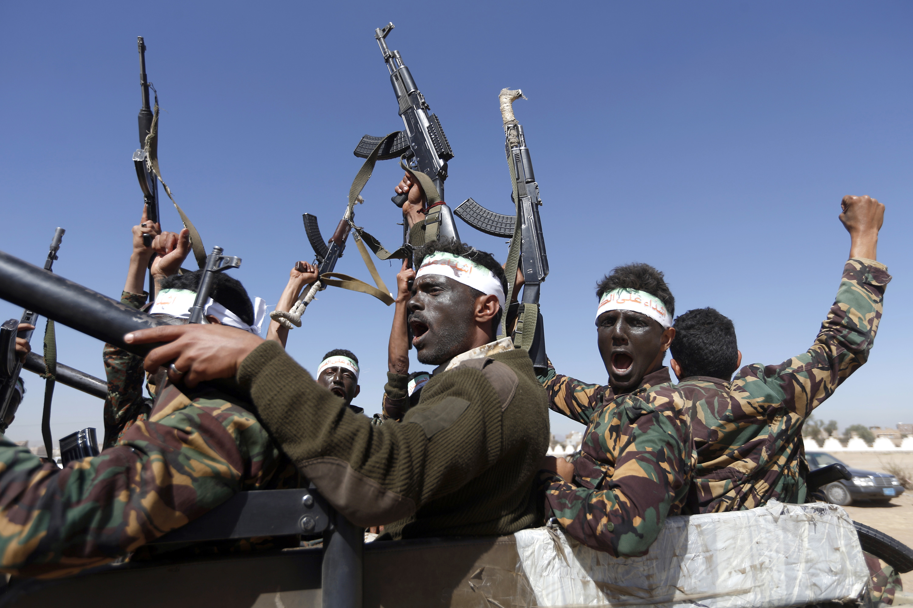 TOPSHOT-YEMEN-CONFLICT-HOUTHIS