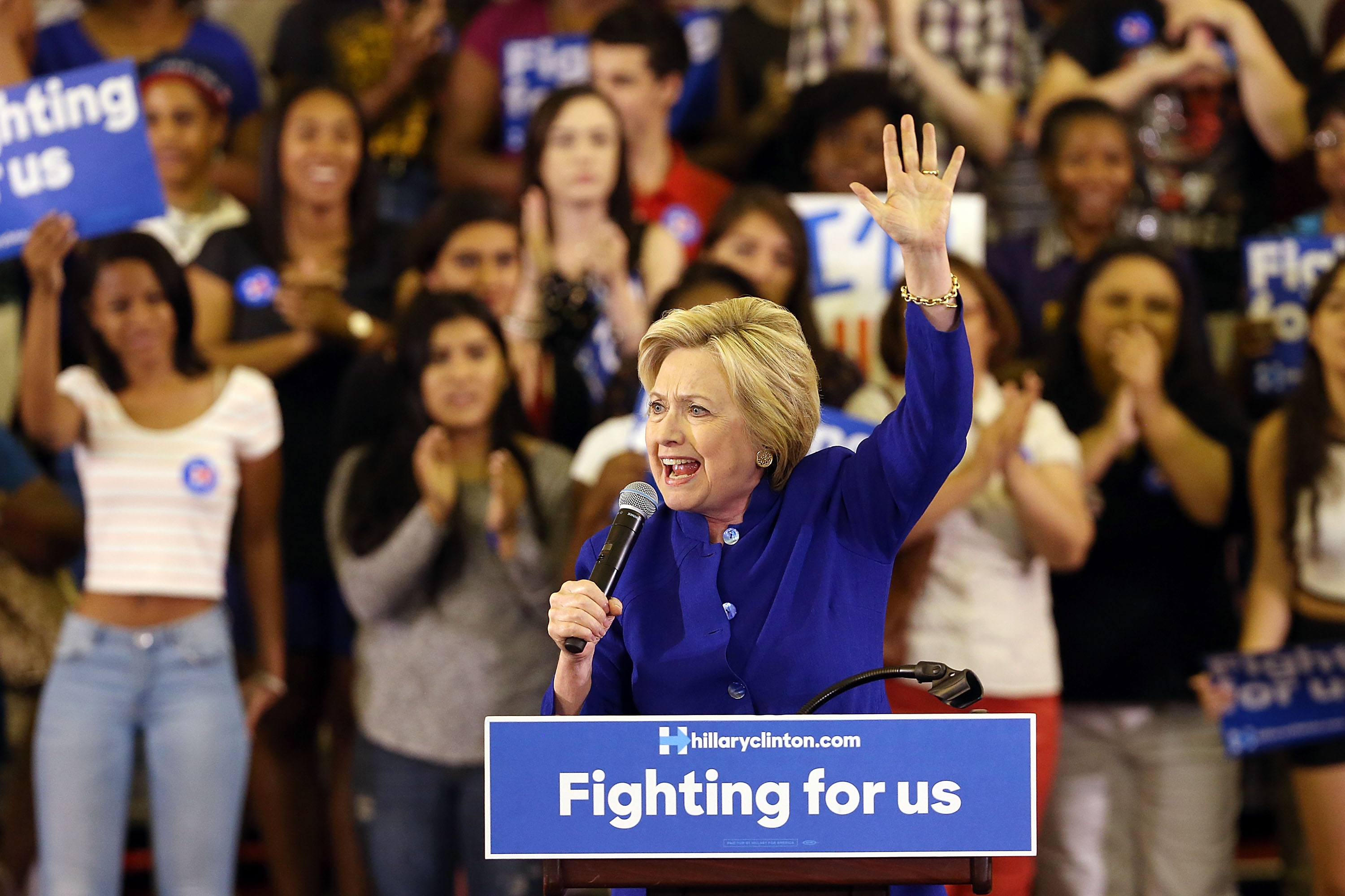 Democratic Presidential Candidate Hillary Clinton Holds Campaign Event In New Jersey With Jon BonJovi