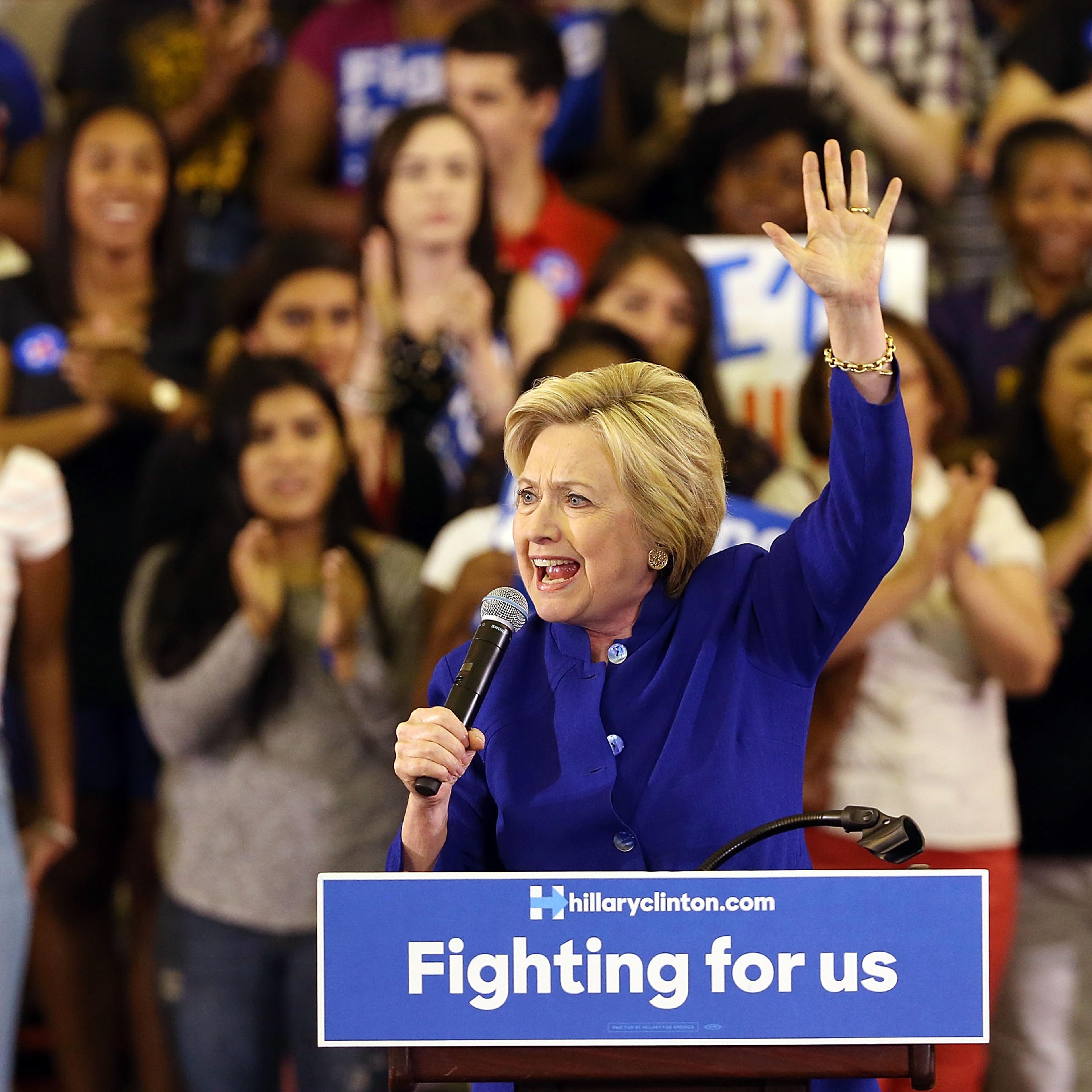 Democratic Presidential Candidate Hillary Clinton Holds Campaign Event In New Jersey With Jon BonJovi