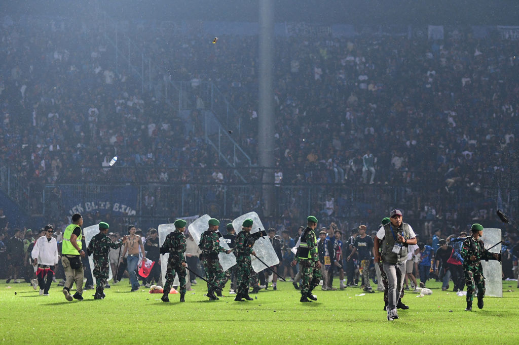 TOPSHOT-INDONESIA-FBL-UNREST-STAMPEDE