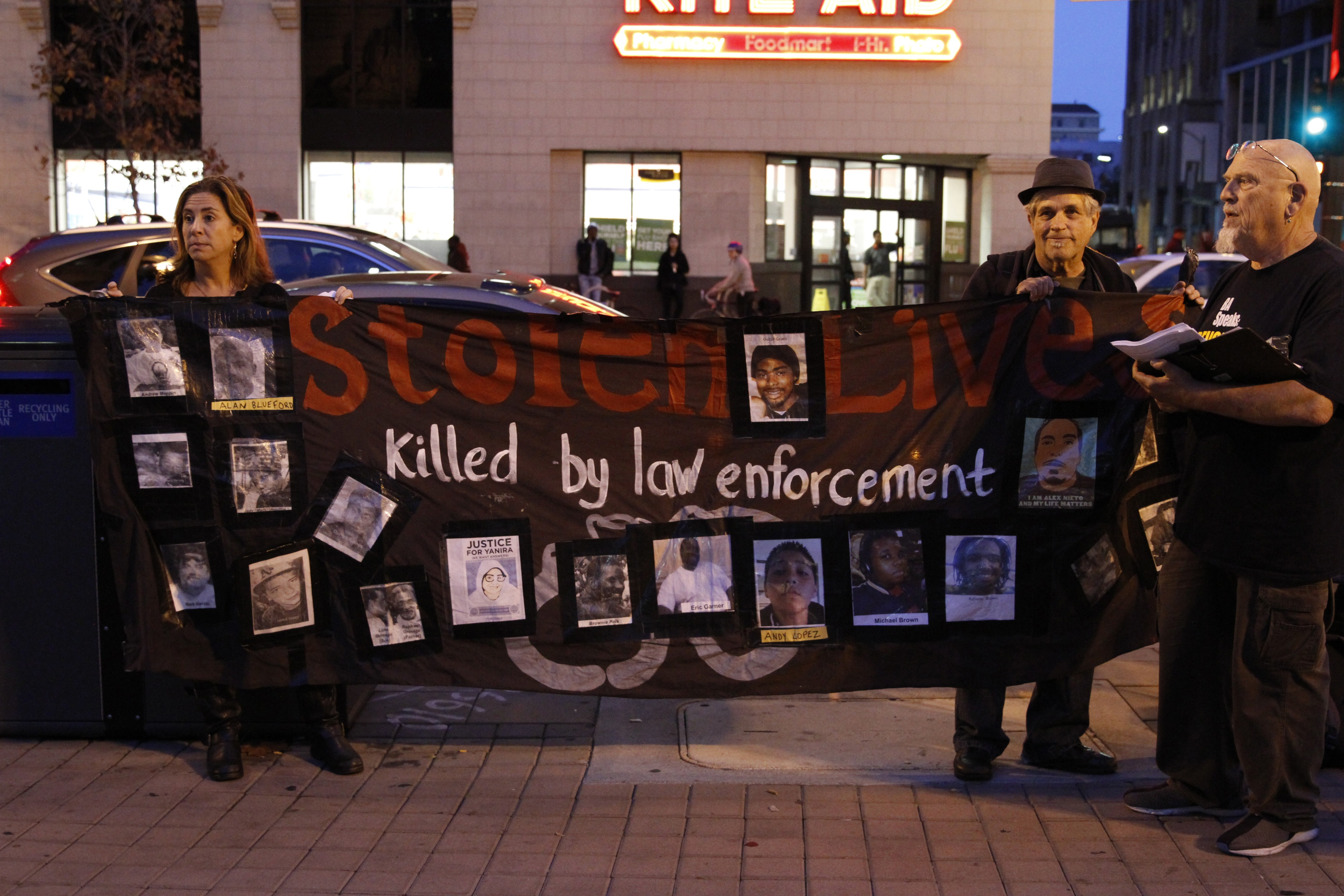Protest in Oakland After Grand Jury Decision