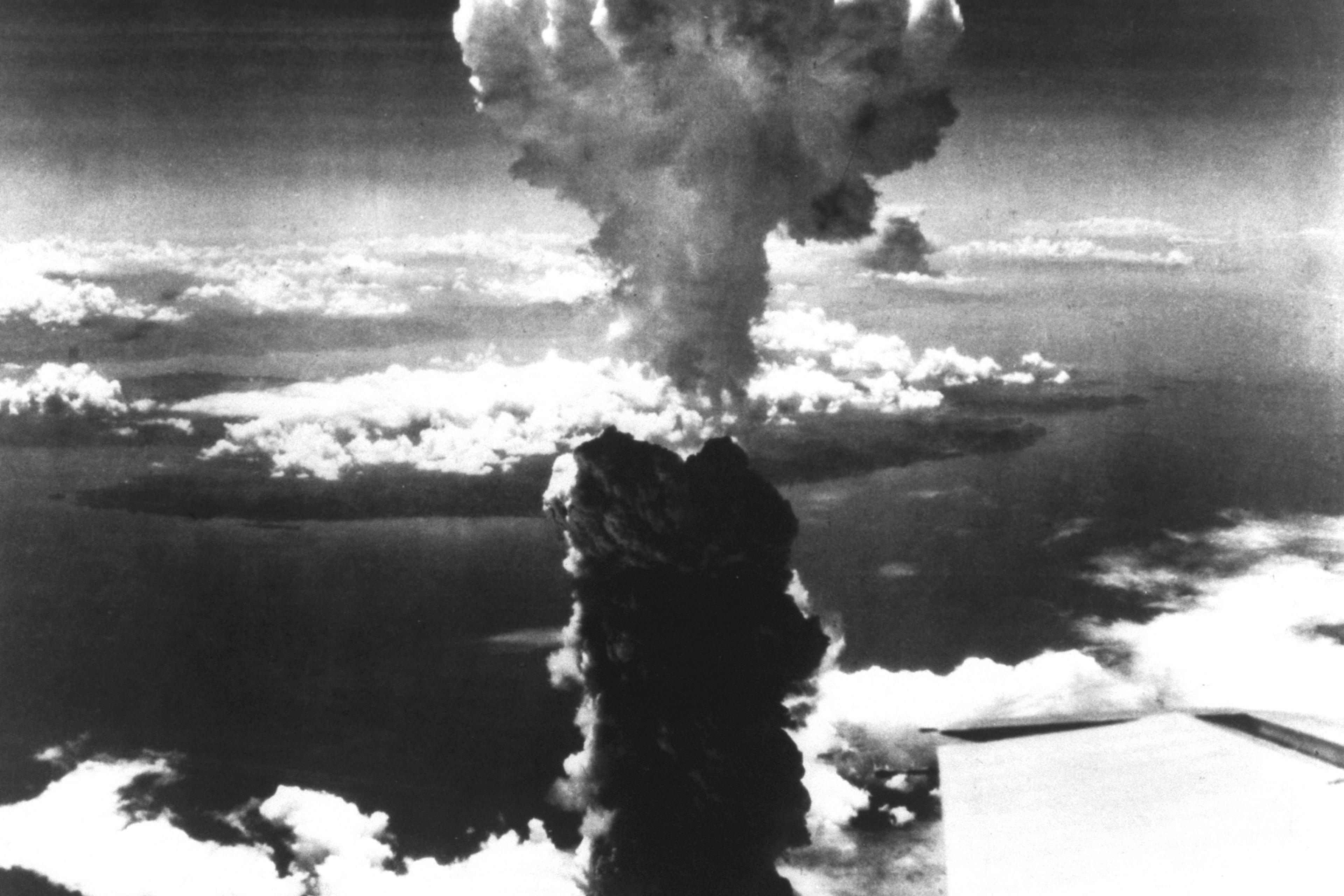 Mushroom cloud over Nagasaki after the d