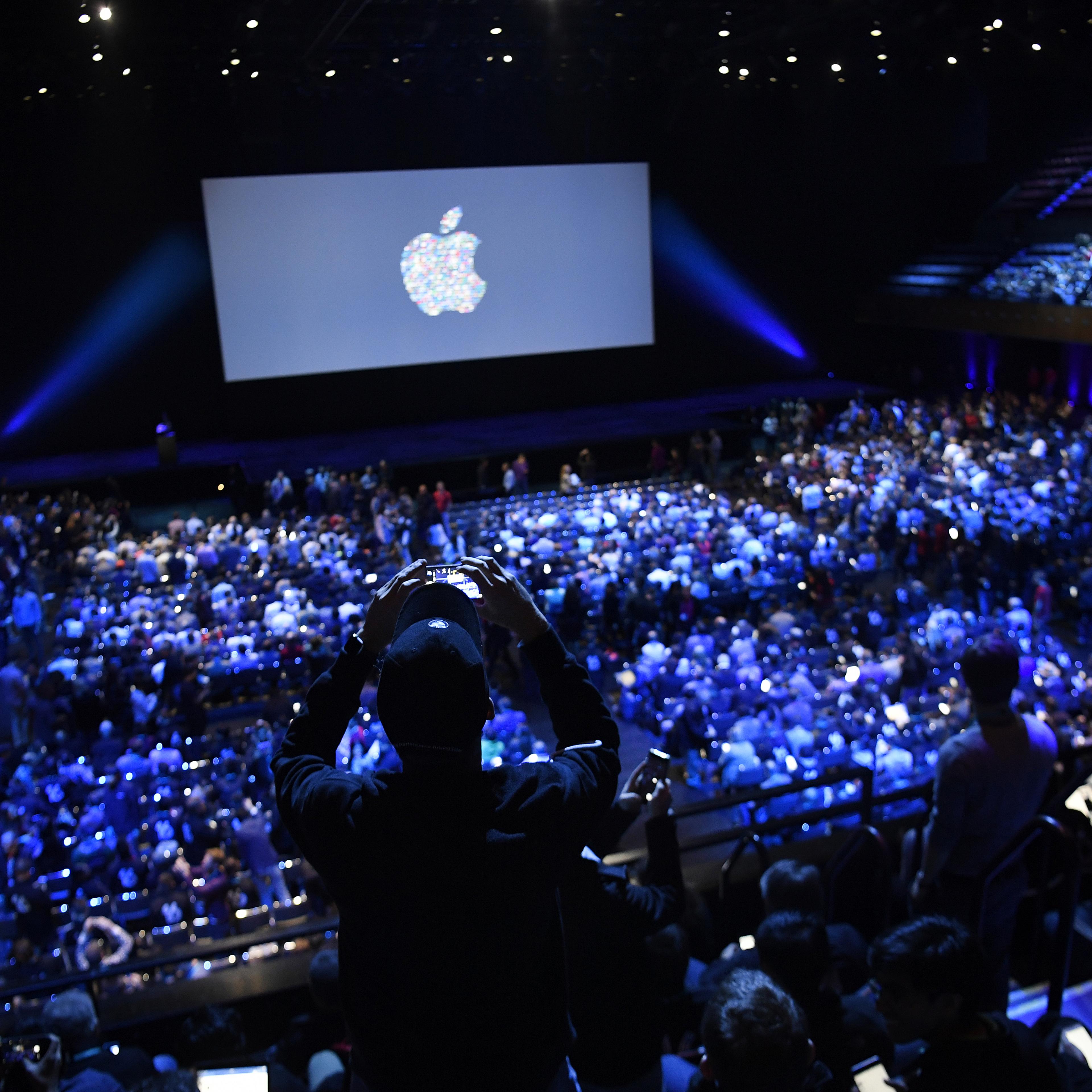 Key Speakers At The Apple Worldwide Developers Conference (WWDC)