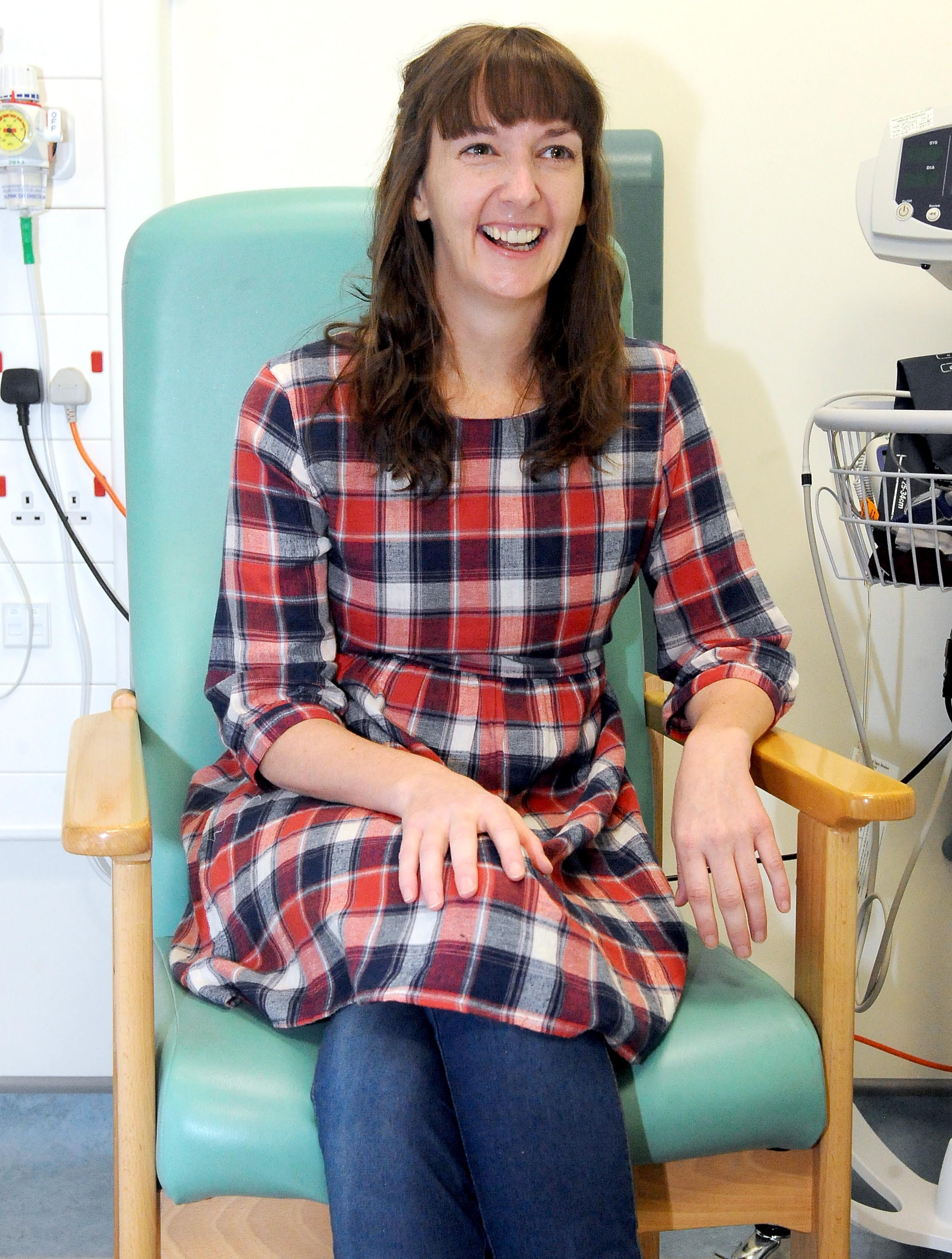 Pauline Cafferkey Ebola patient back in isolation
