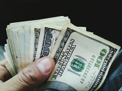 one-hundred-dollar-bills