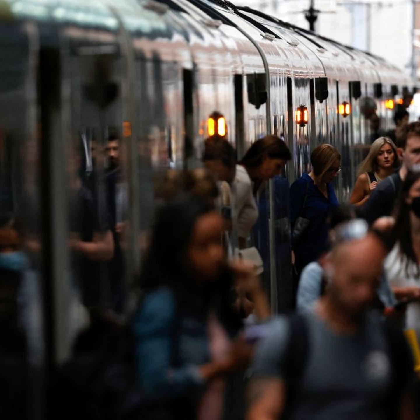 BRITAIN-TRANSPORT-STRIKE