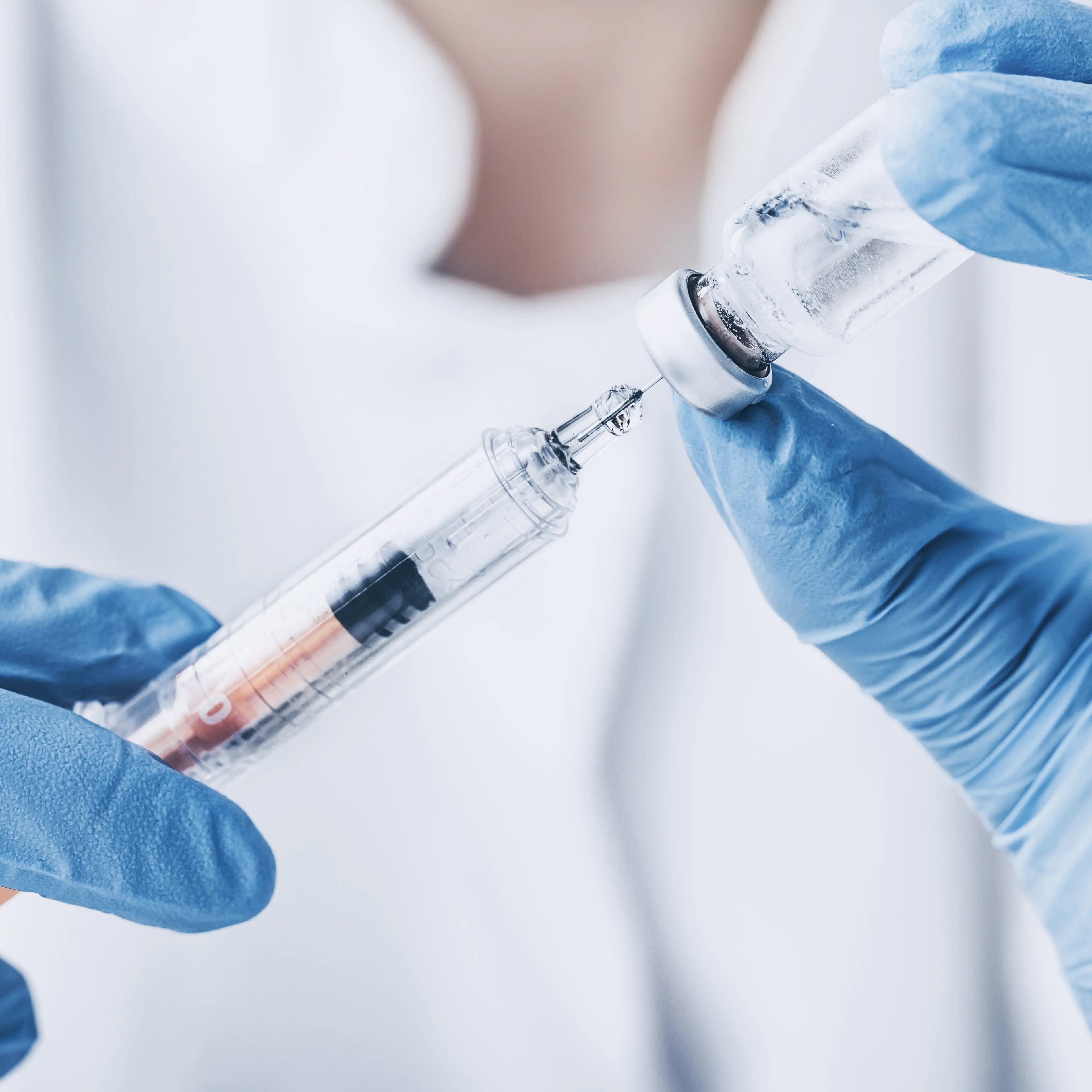 injecting injection vaccine vaccination medicine flu woman docto