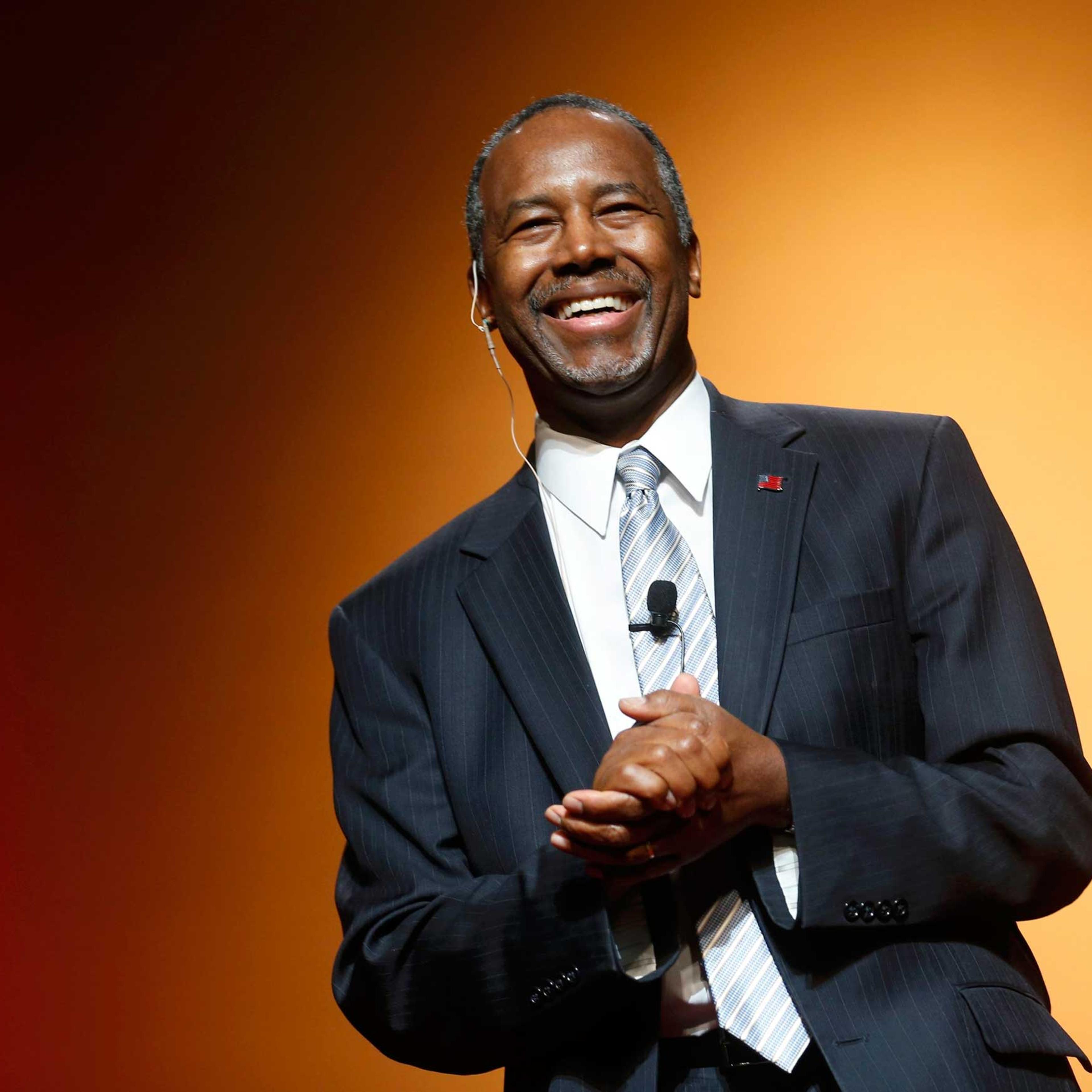 Republican U.S. presidential candidate and retired neurosurgeon Ben Carson officially launches his bid for the Republican presidential nomination in Detroit, May 4, 2015.