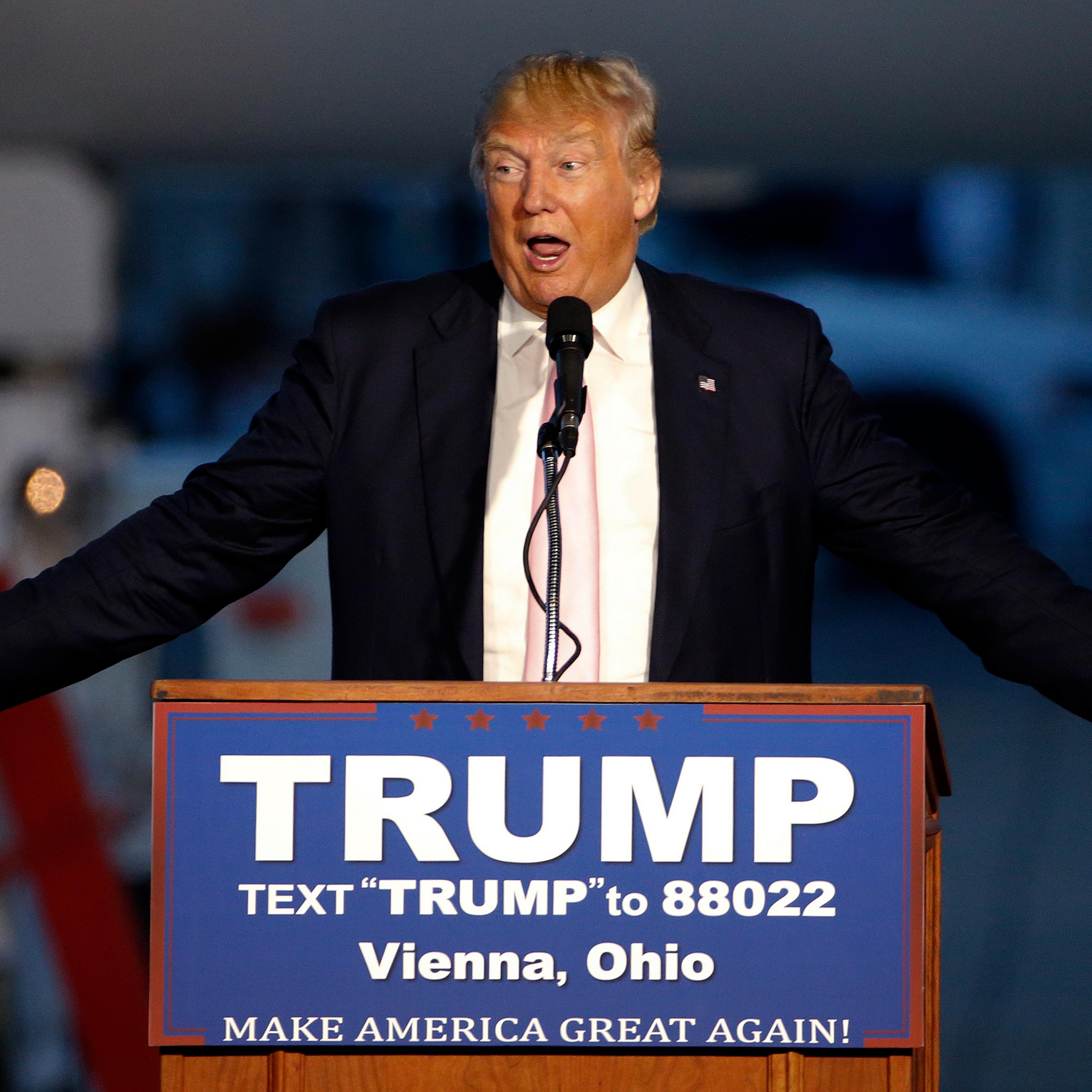 Donald Trump holds a plane-side rally at Youngstown-Warren Regional Airport in Vienna, Ohio on March 14, 2016.
