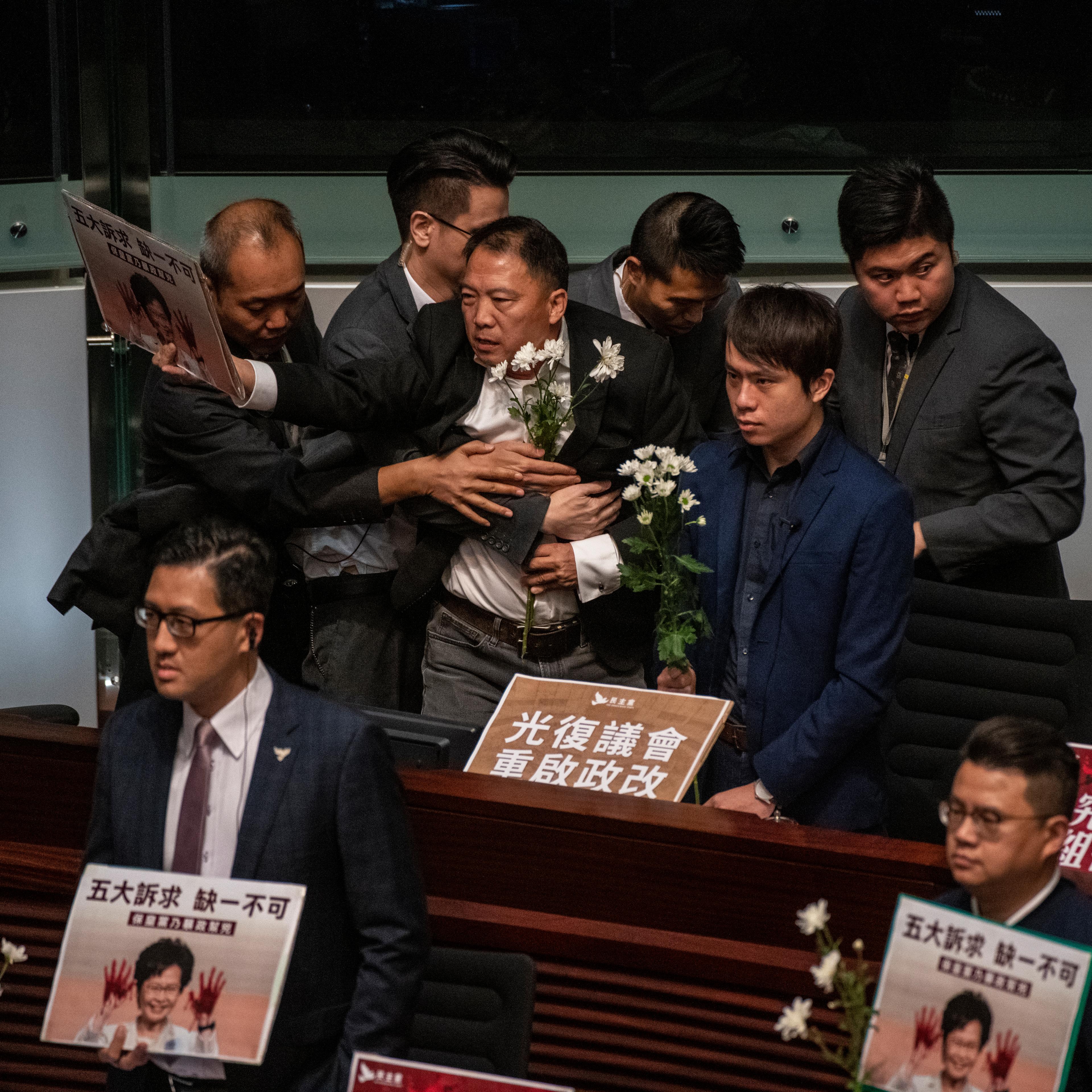 Hong Kong Chief Executive Question And Answer Section