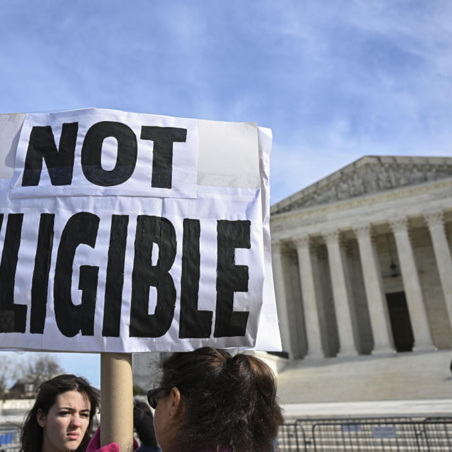 US Supreme Court hears arguments on Trump ballot case in Washington