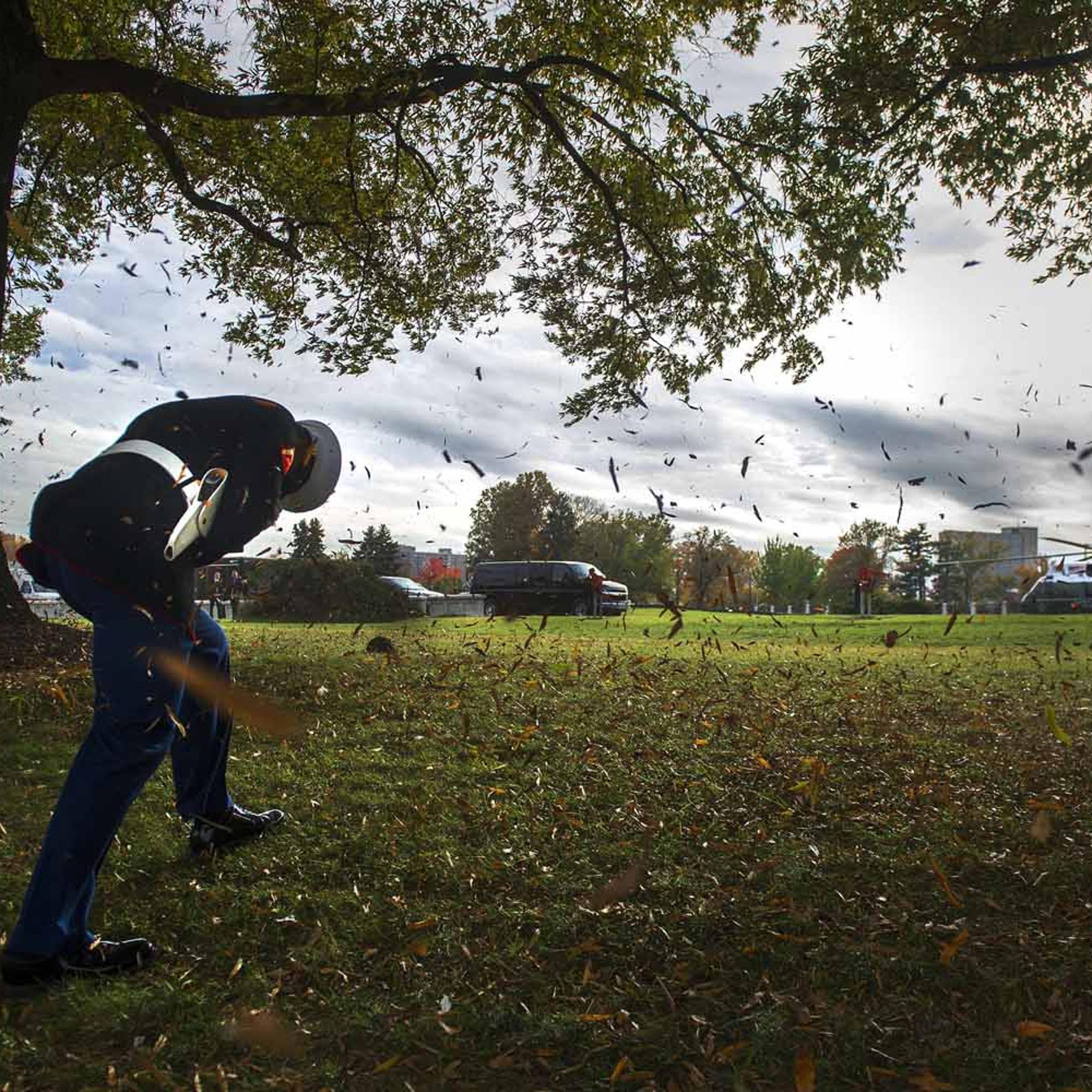 TOPSHOTS-US-POLITICS-OBAMA-WOUNDED WARRIORS