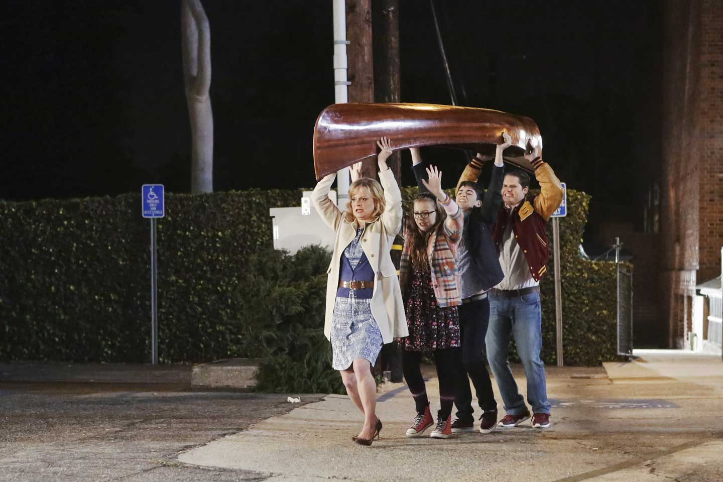the-real-o-neals-abc-martha-plimpton-noah-galvin