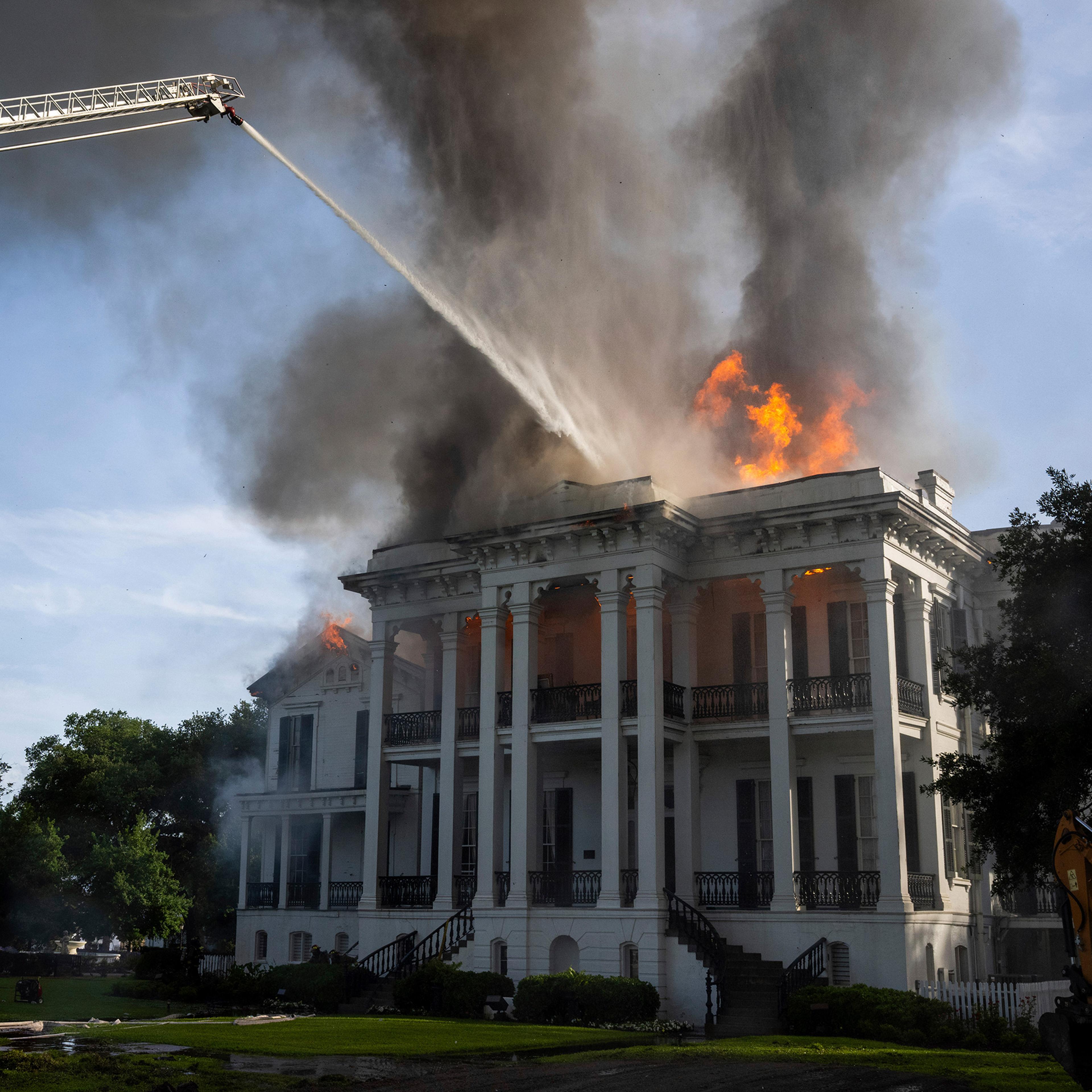Nottoway-Plantation-Fire