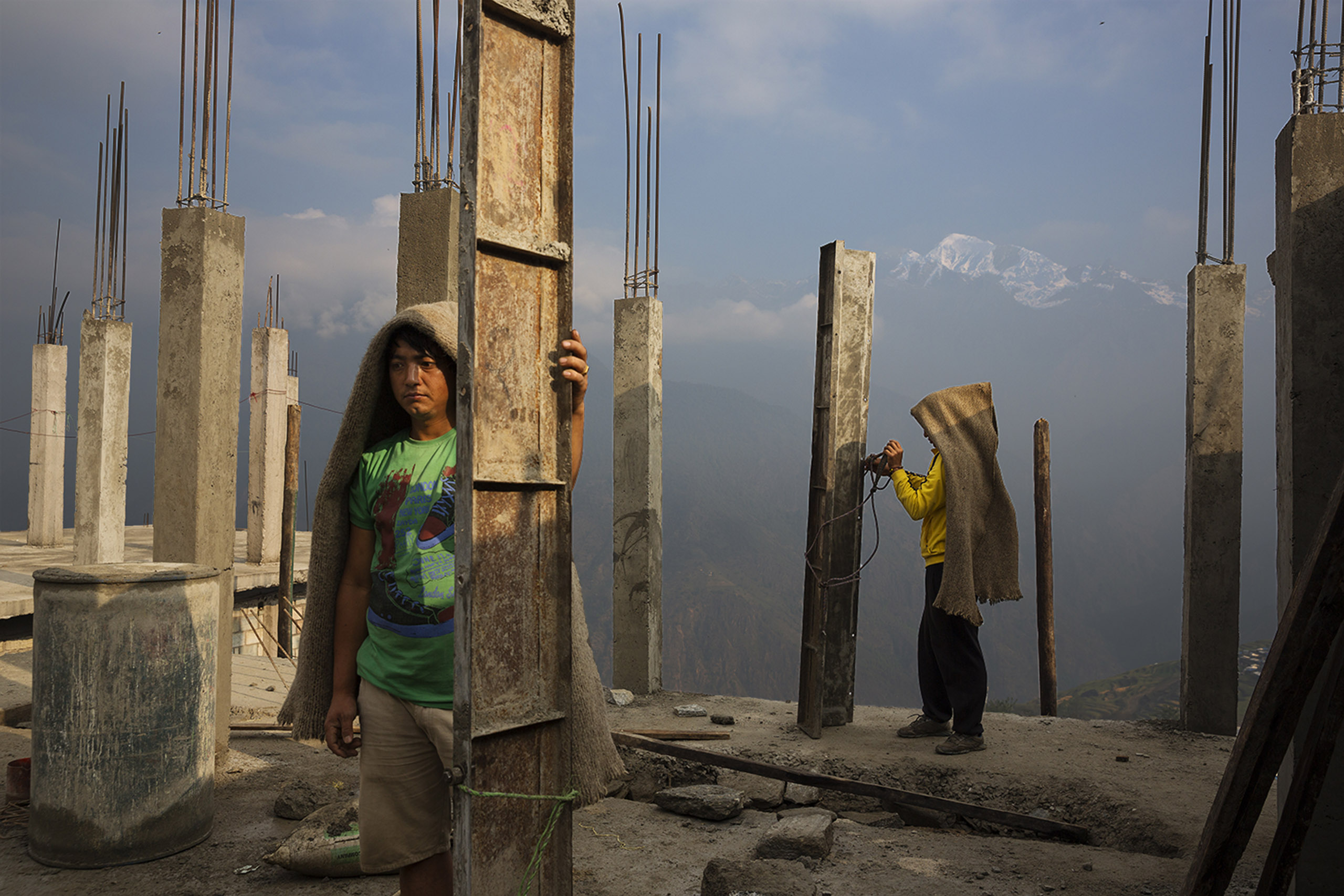 Nepal: James Nachtwey Returns a Year Later