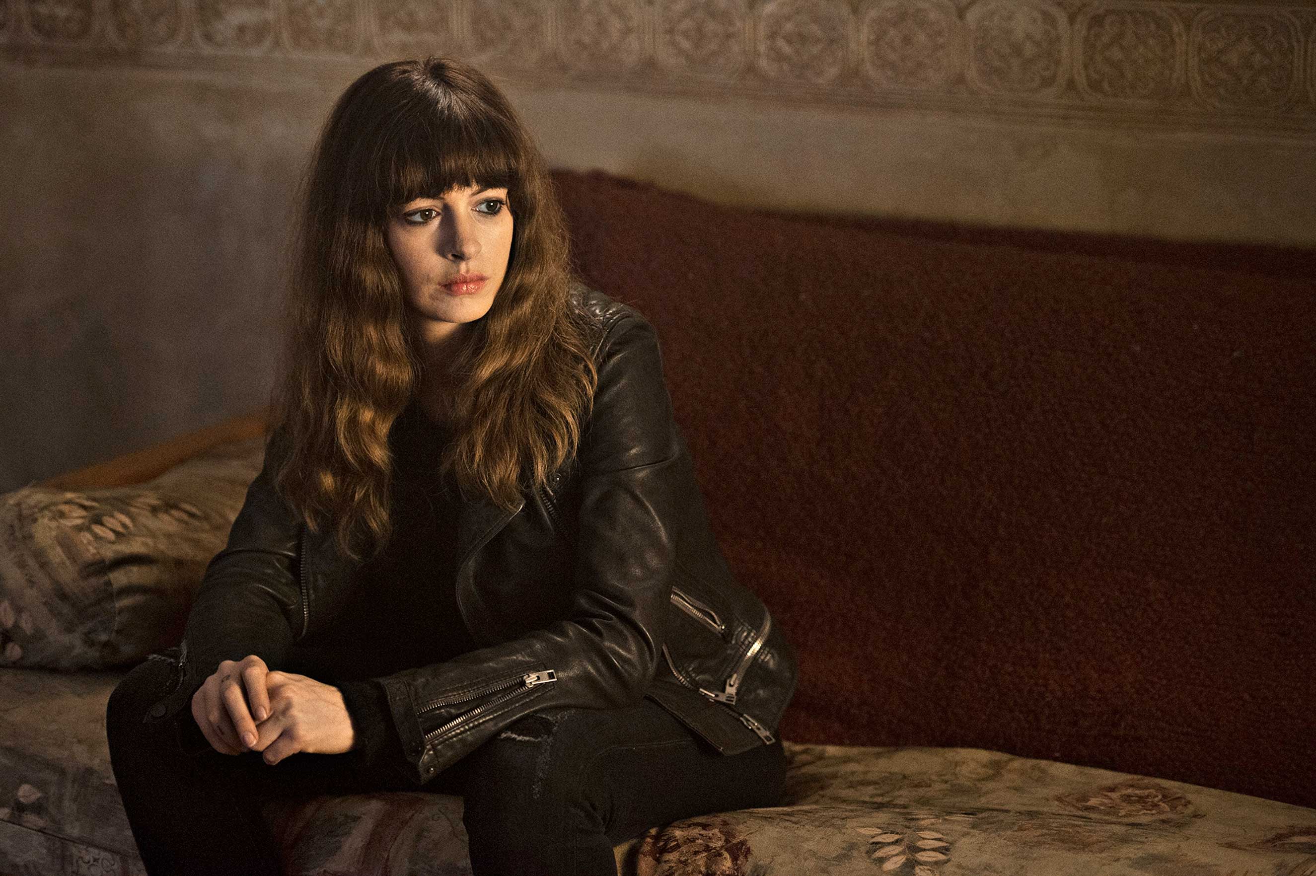 colossal-anne-hathaway